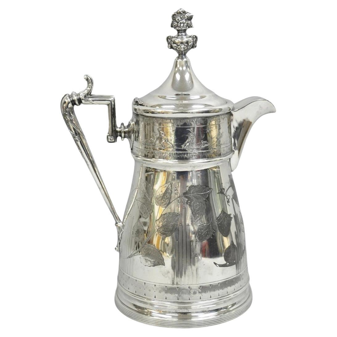 Antigua jarra de agua Reed & Barton Silver Plated Snow Scenes Large Coffee Pot