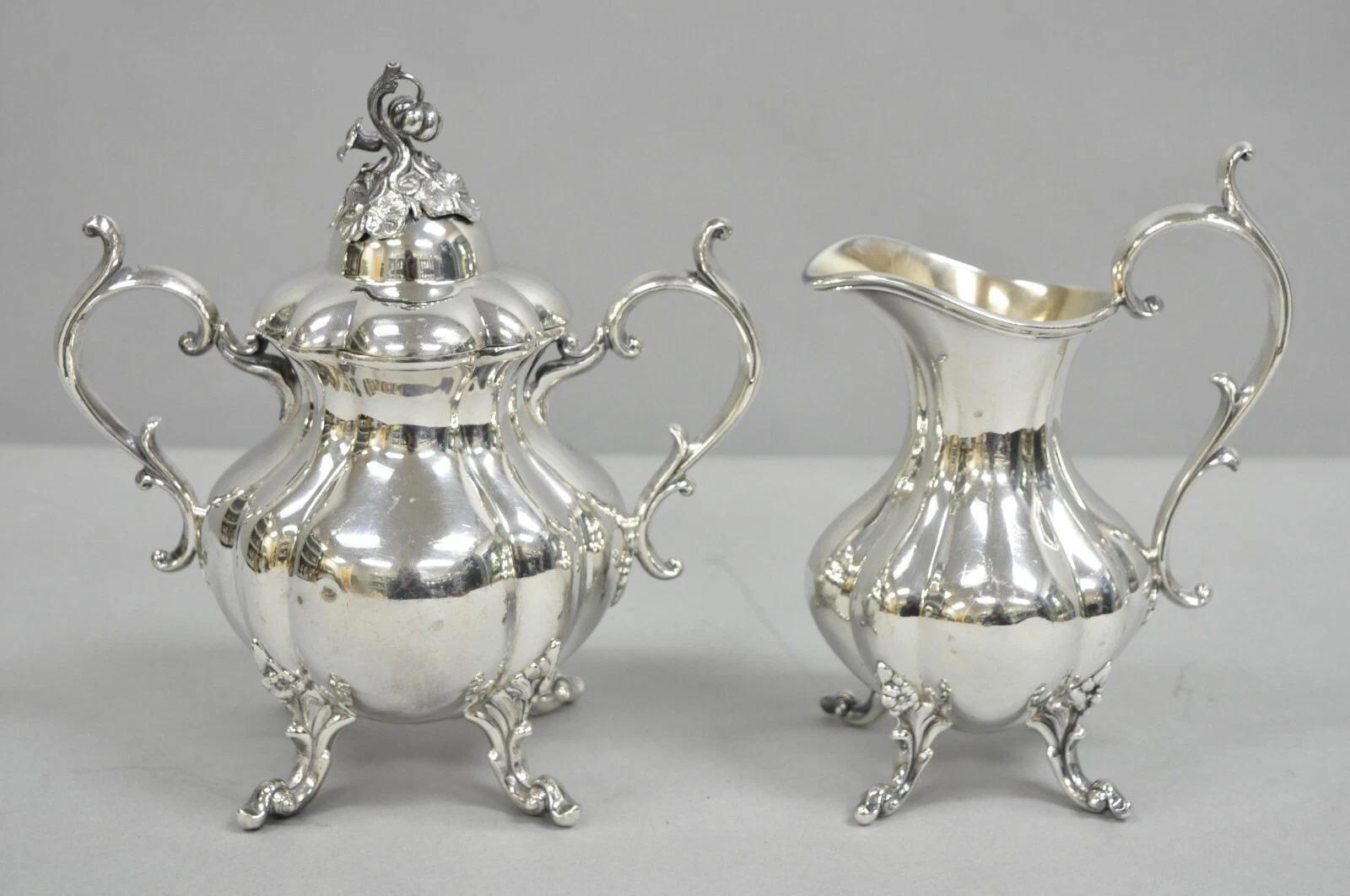 Sconosciuto Antico set da tè barocco Reed & Barton placcato in argento con vassoio A. Wilcox in vendita