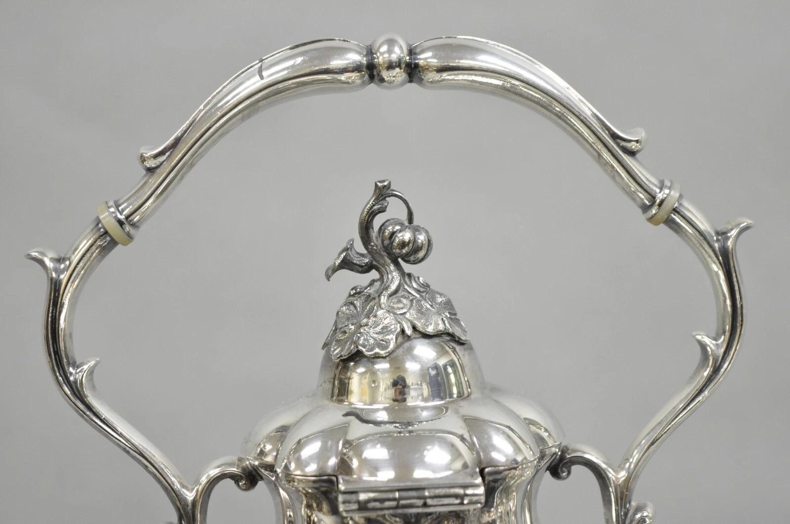 Antico set da tè barocco Reed & Barton placcato in argento con vassoio A. Wilcox in vendita 1