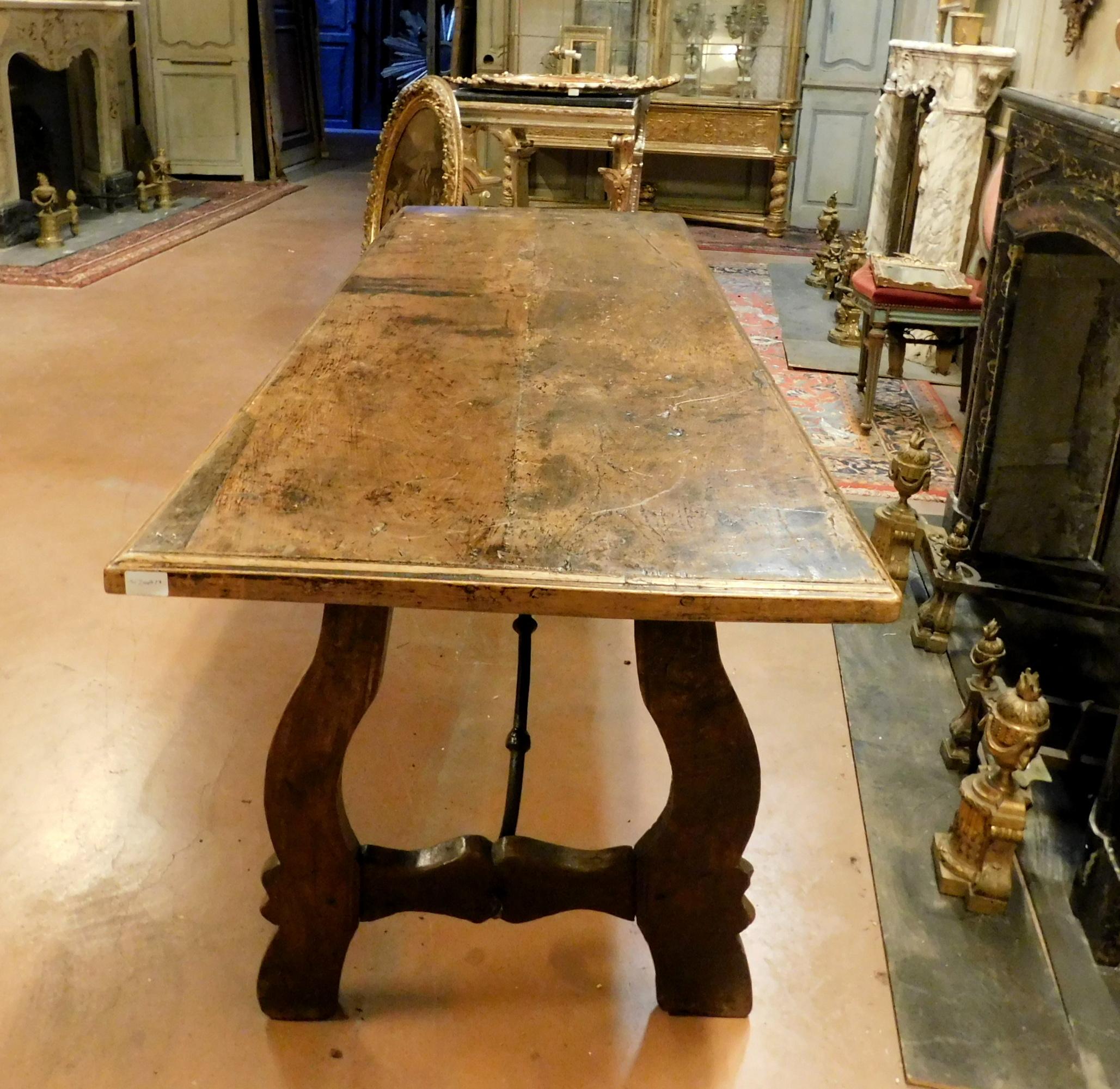 Antique Refectory Table in Walnut, Original Irons, 18th Century Spain 3