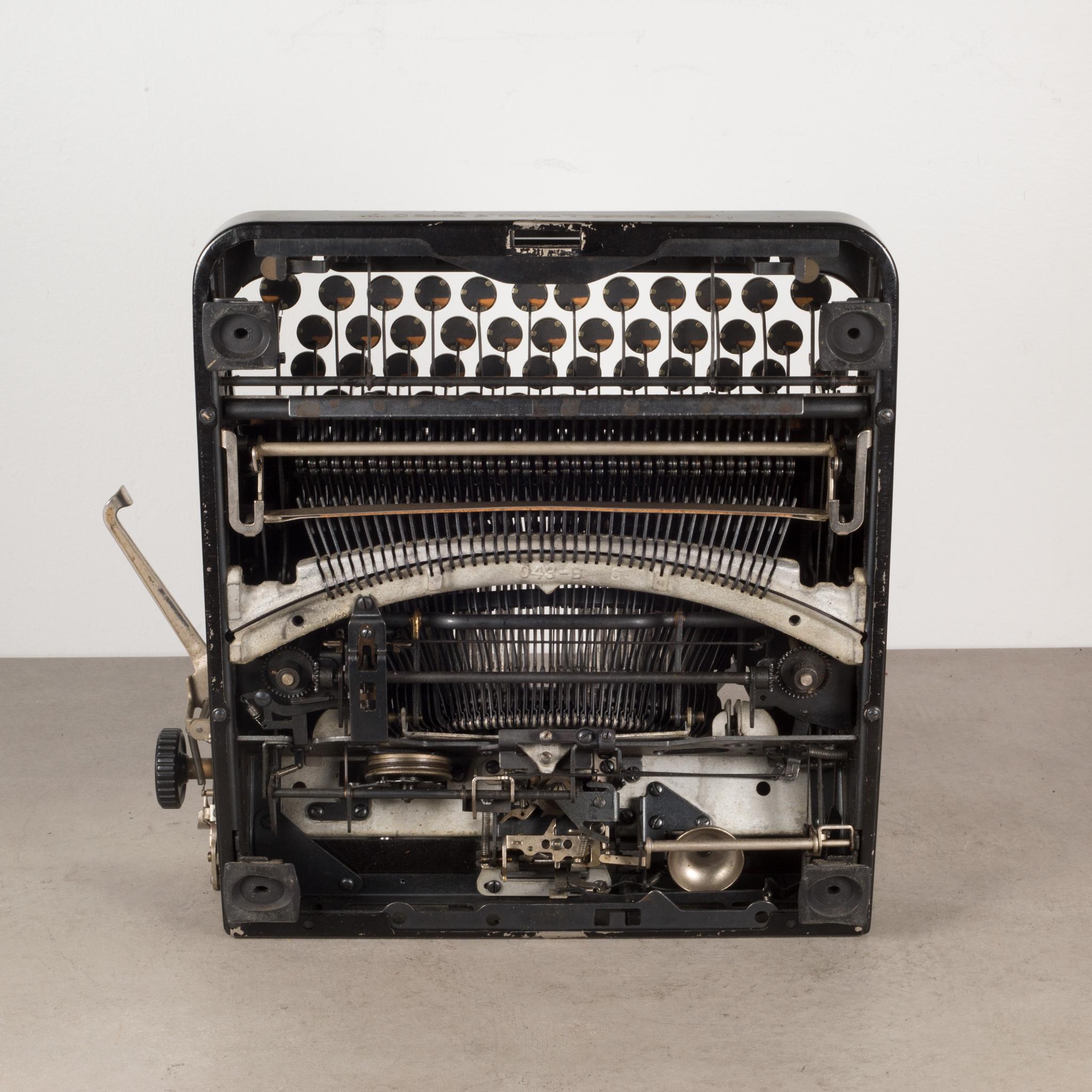 20th Century Antique Refurbished Depression Era Corona Portable Typewriter c.1935