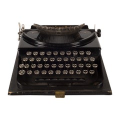 Antiker, aufklappbarer Porzellanschreibtisch Remie Scout Modell Typwriter, ca. 1939