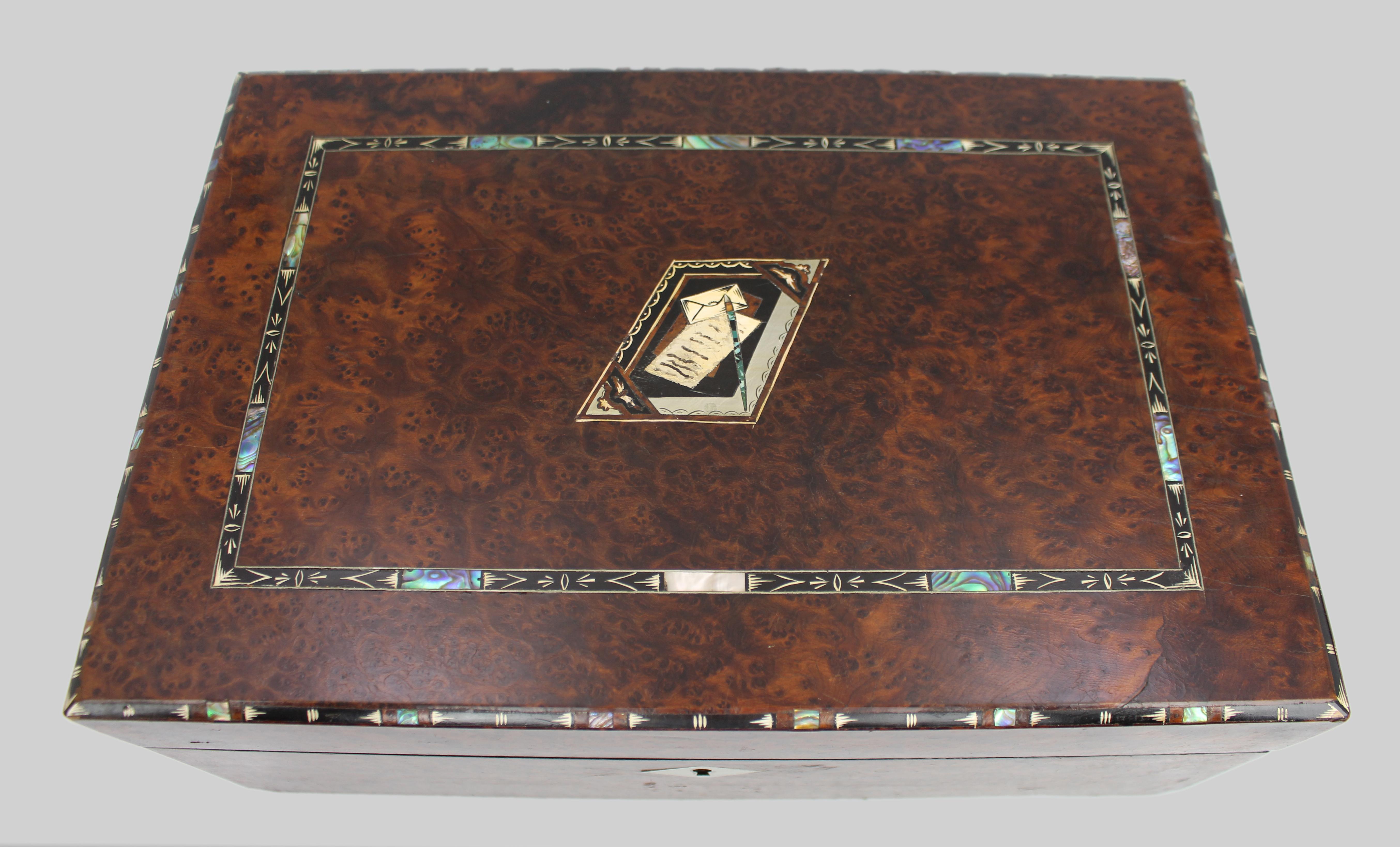 Antique Regency Amboyna & Mother-of-Pearl Inlaid Writing Slope, c.1830 For Sale 5
