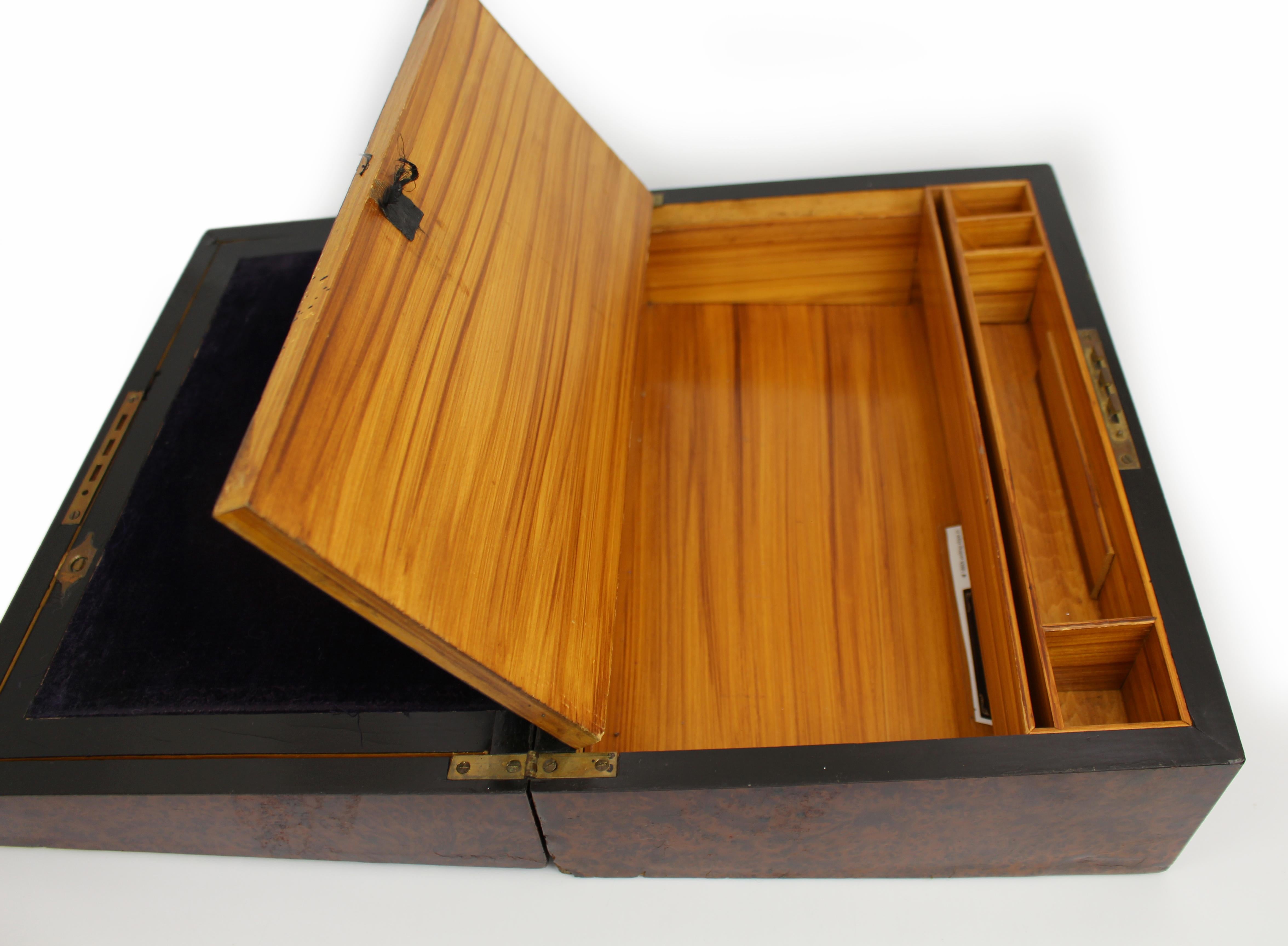 Antique Regency Amboyna & Mother-of-Pearl Inlaid Writing Slope, c.1830 For Sale 10