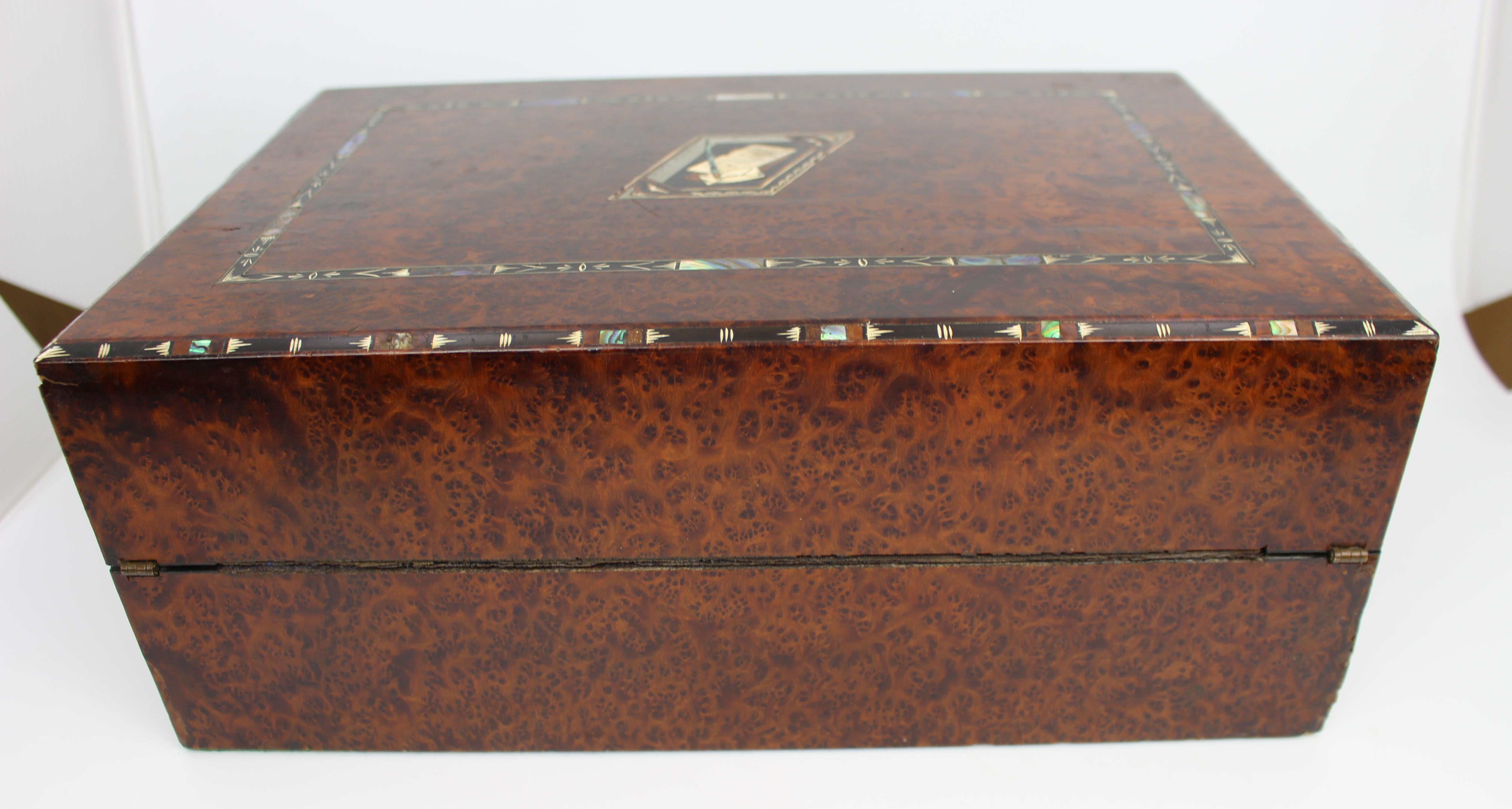 Antique Regency Amboyna & Mother-of-Pearl Inlaid Writing Slope, c.1830 For Sale 14