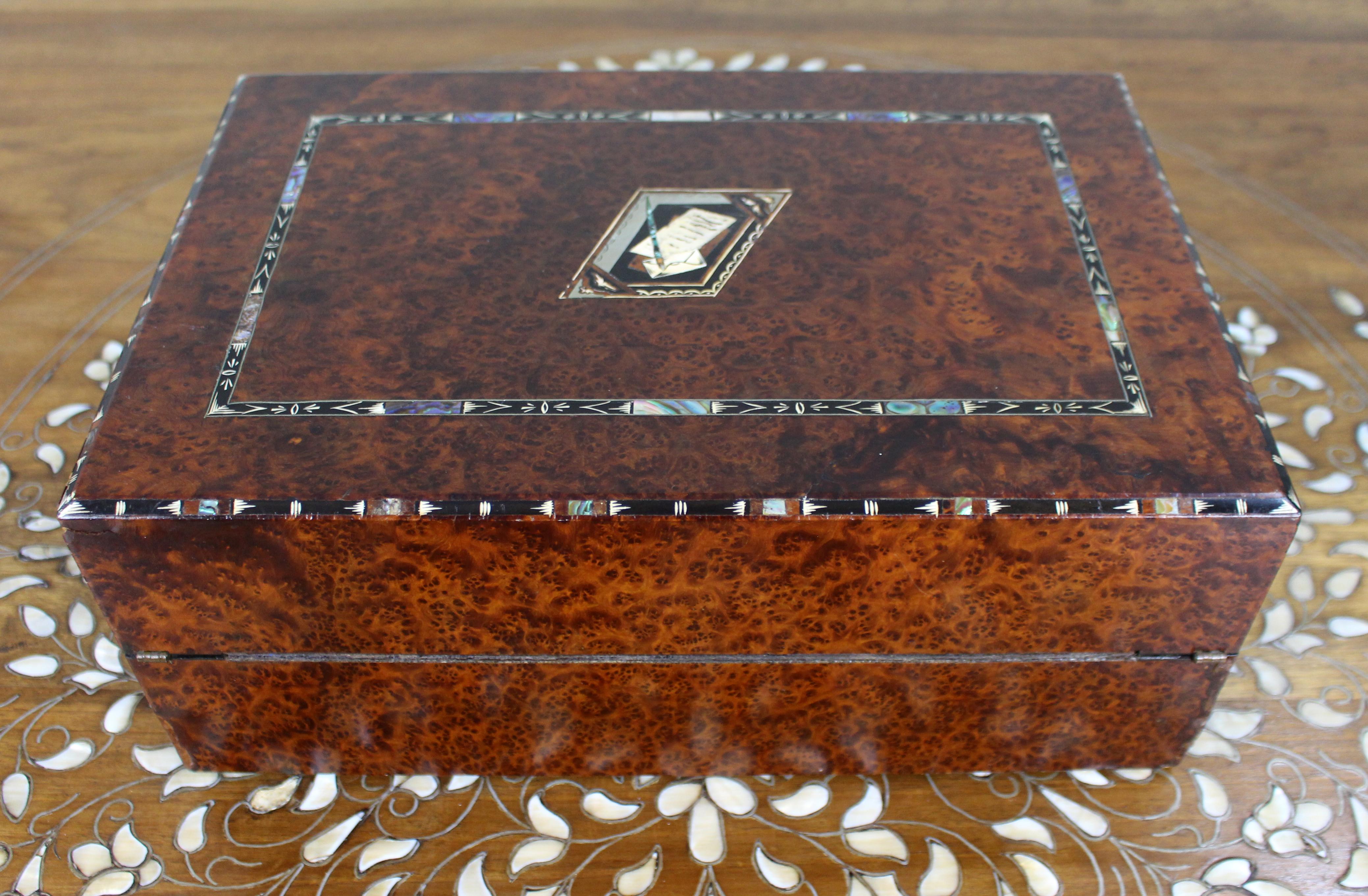Antique Regency Amboyna & Mother-of-Pearl Inlaid Writing Slope, c.1830 For Sale 1