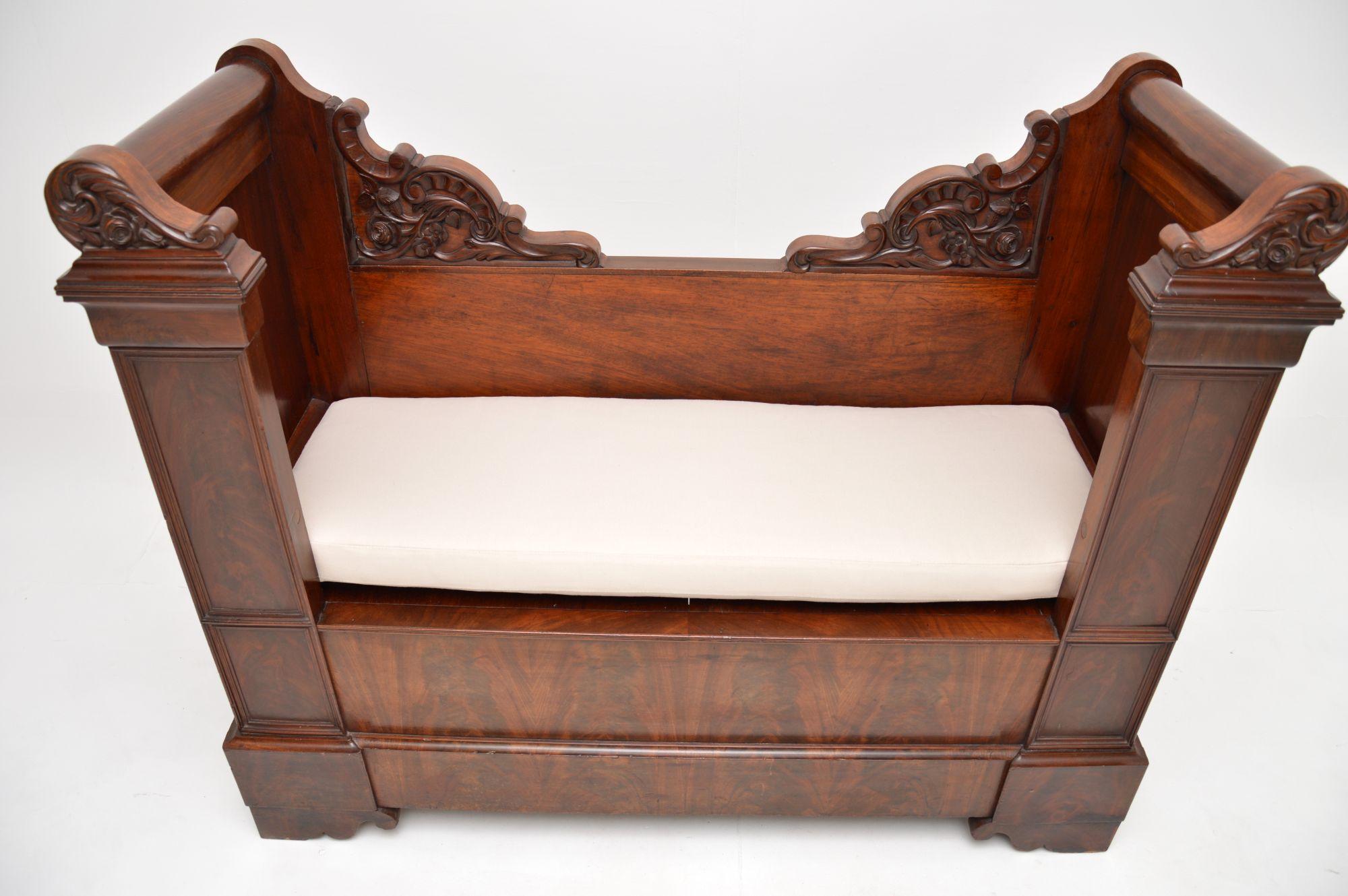Antique Regency Bench / Settee In Good Condition In London, GB