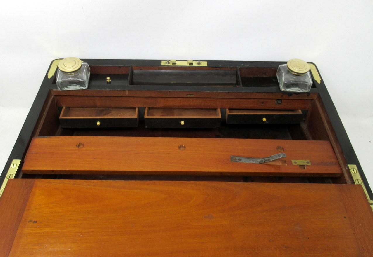 Antique Regency Brass Inlaid Coromandel Traveling Desk Wooden Writing Slope Box  In Good Condition In Dublin, Ireland