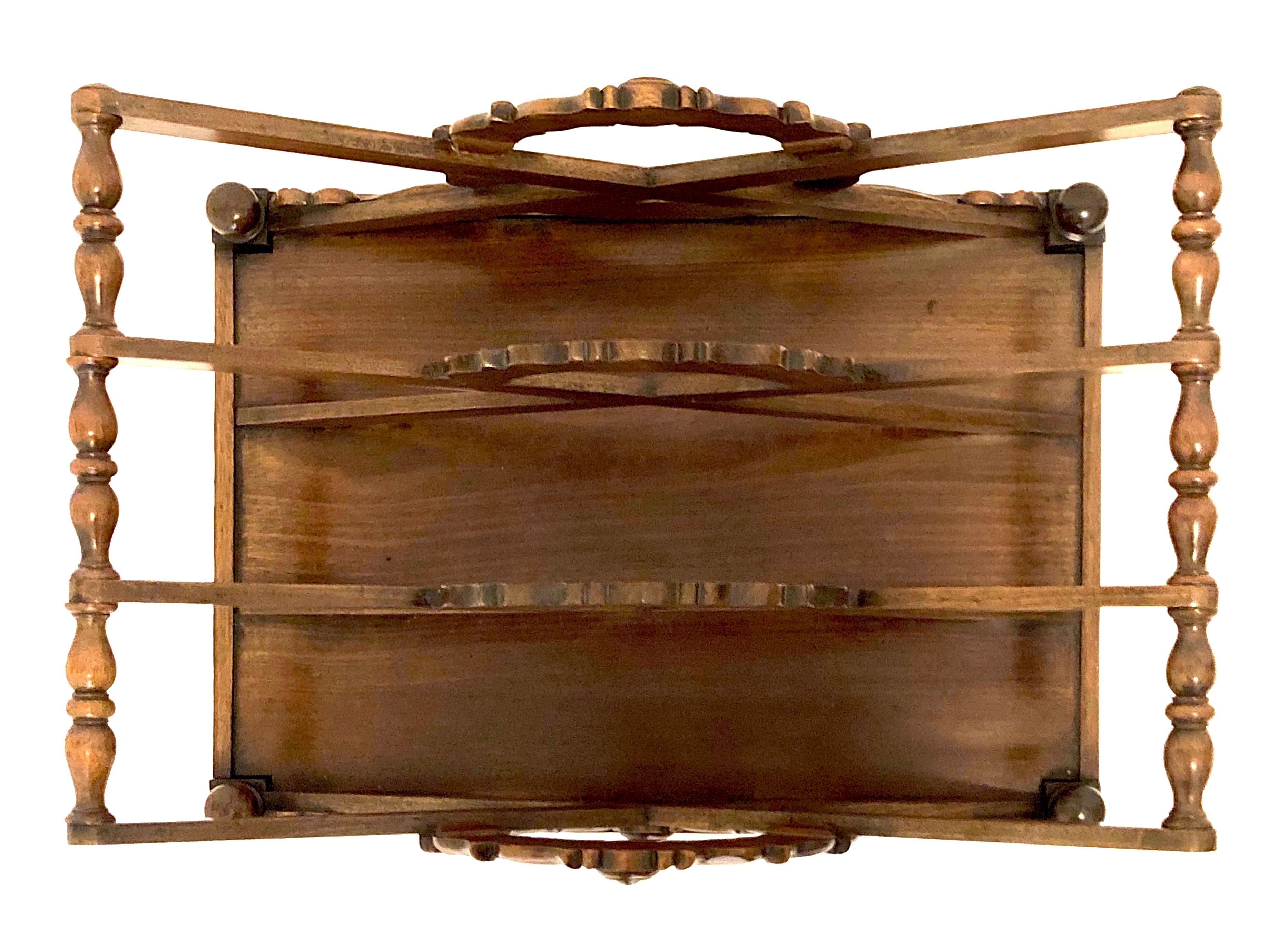 Antiguo Regencia Canterbury Estante de caoba Hojas de Música Tallado en venta