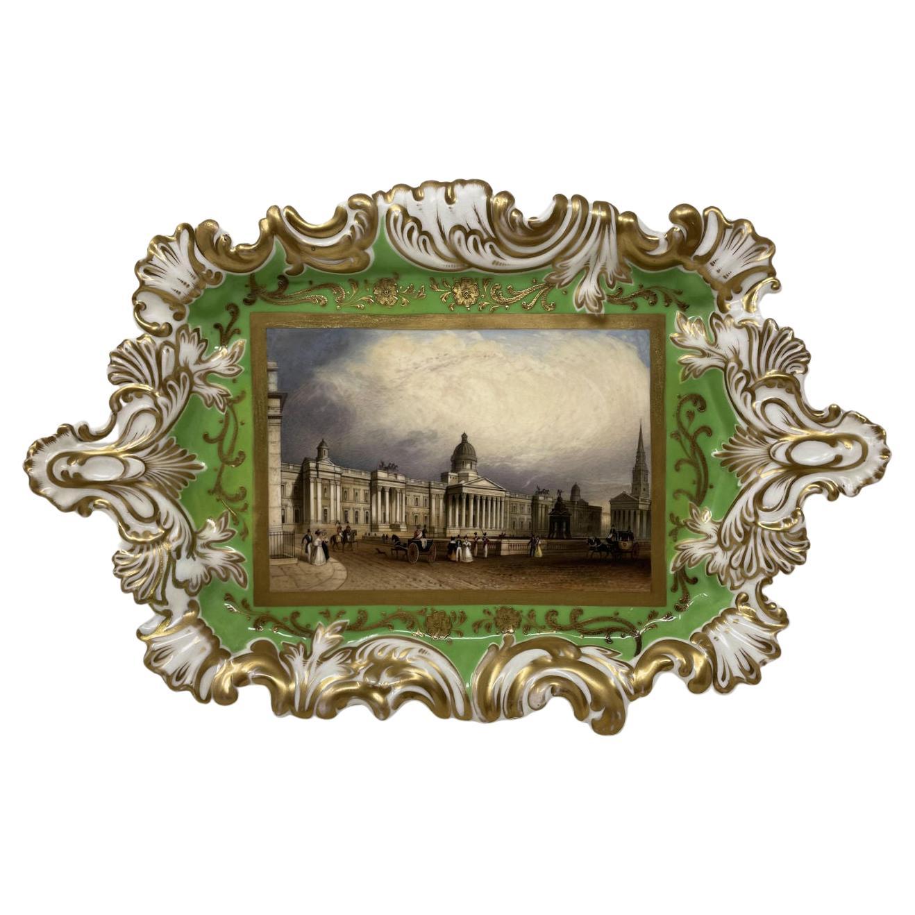 Centre de table ancien plaqué Regency Chamberlains Worcester de la National Gallery de Londres en vente