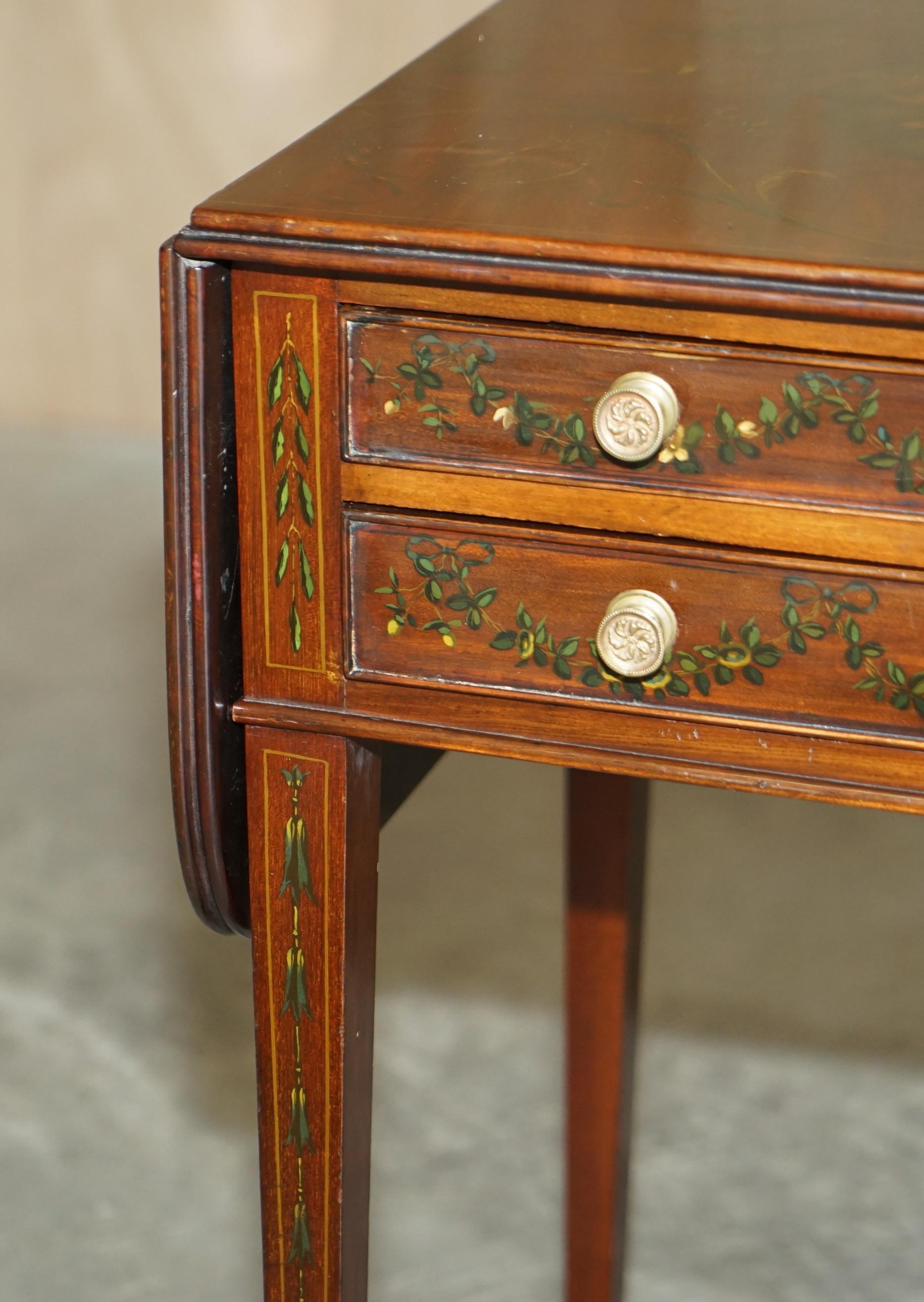 Early 19th Century Antique Regency circa 1815 Sheraton Hand Painted Cherub Extending Side End Table For Sale