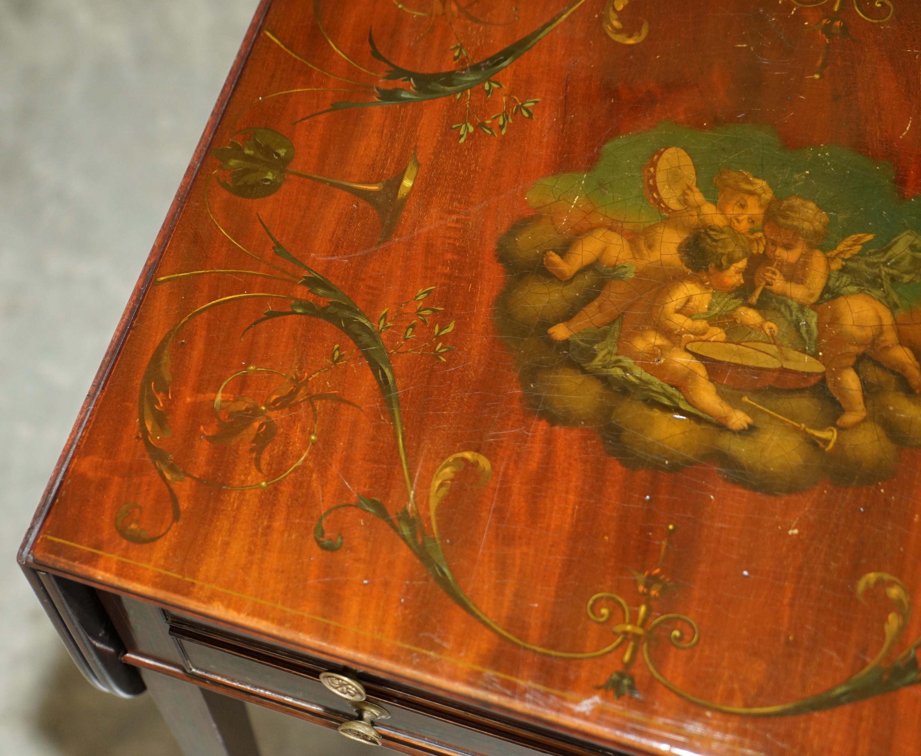 Antique Regency circa 1815 Sheraton Hand Painted Cherub Extending Side End Table For Sale 3
