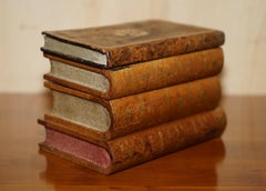 Antique Regency circa 1820 Brown Leather Faux Books Shot Glass Drinks Bar Set