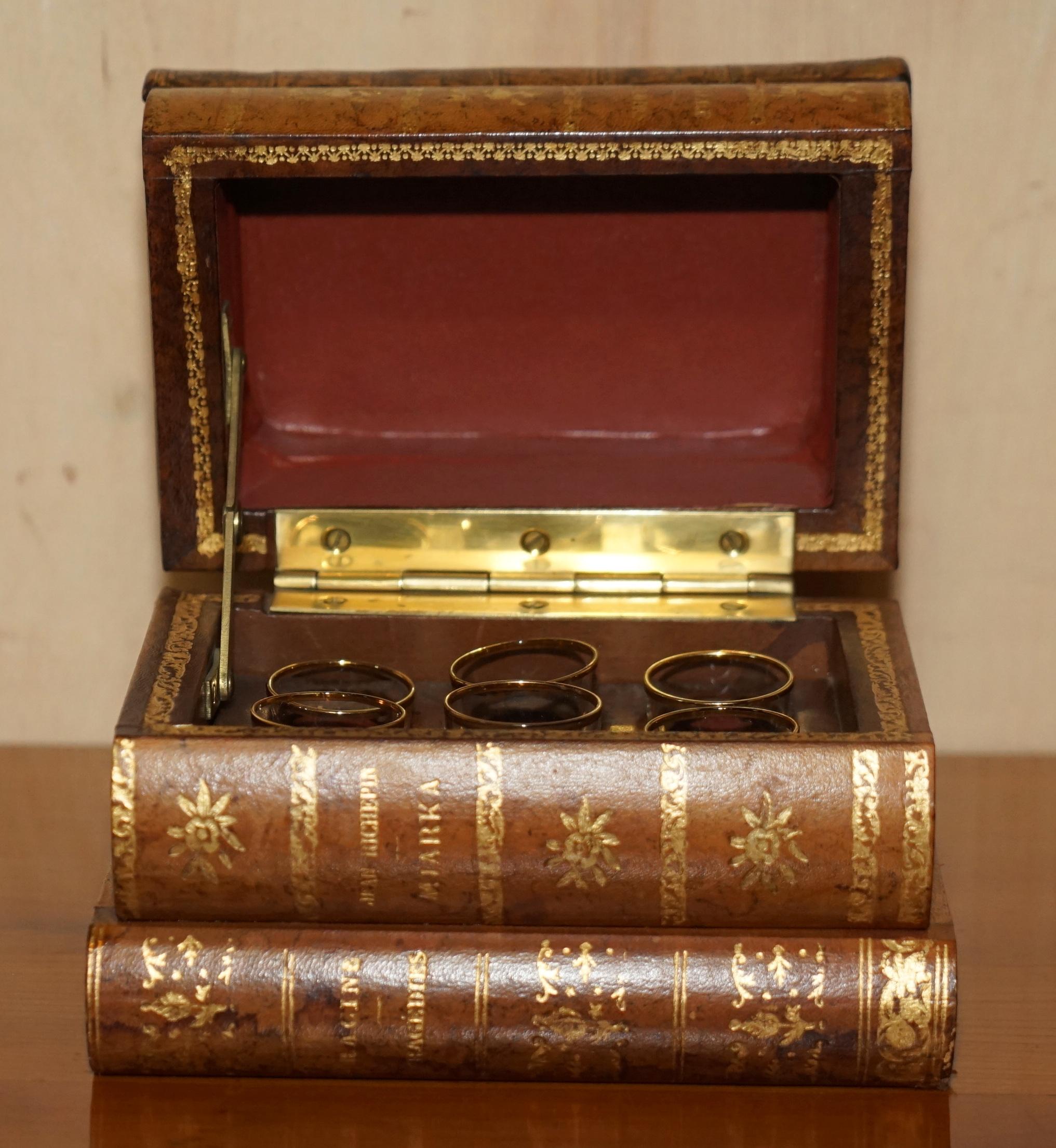 Antikes Regency-Bar-Set aus braunem Leder mit Schuhglas und Kunstbüchern aus der Regency-Zeit um 1820 im Angebot 3