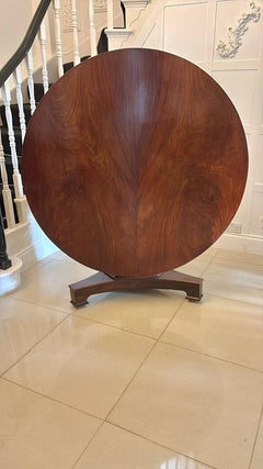 Antique Regency Circular Mahogany Centre / Dining Table on Pedestal Base