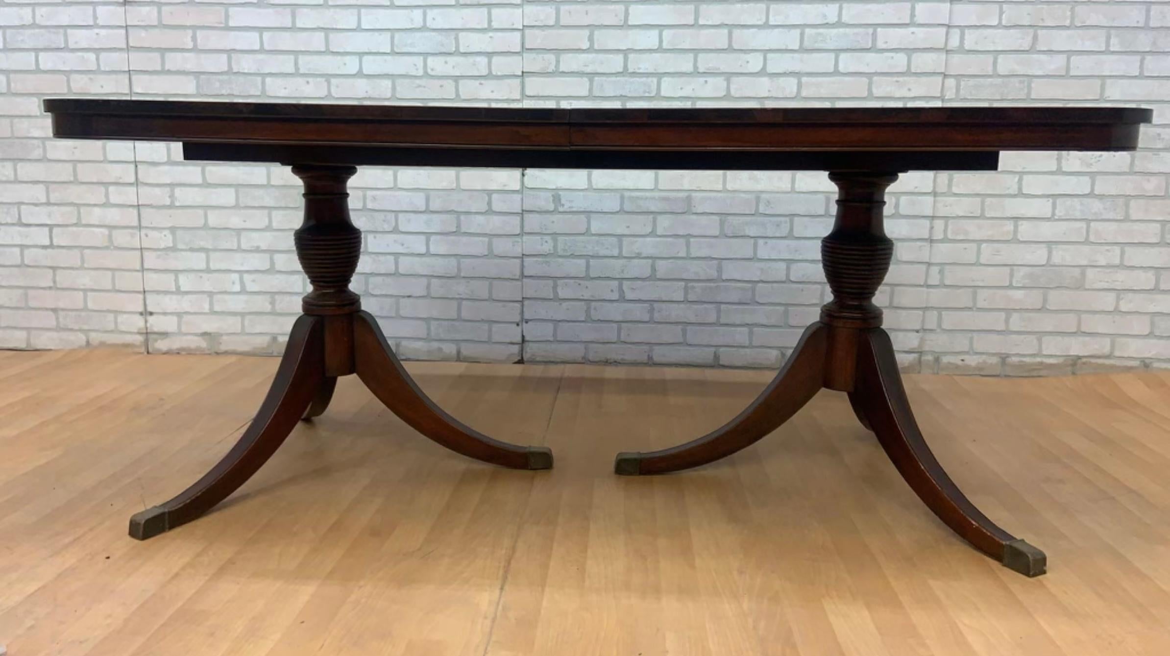 Late 20th Century Antique Regency Duncan Phyfe Style Twin Pillar/Pedestal Mahogany Dining Table
