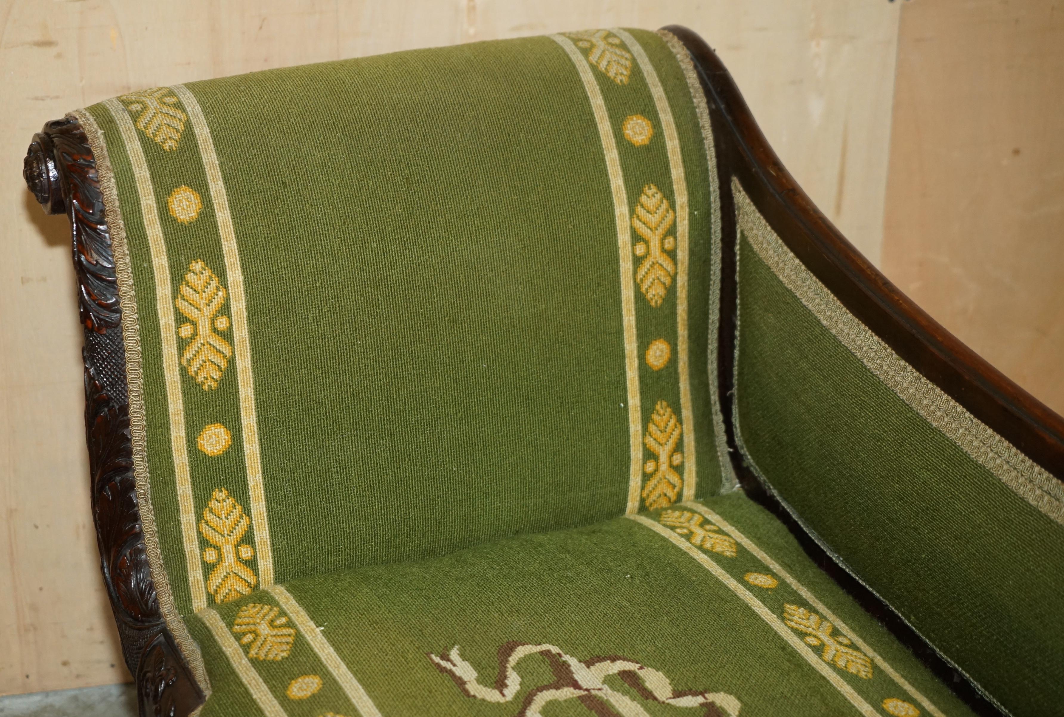 SEDIA DA LOUNGE IN LEGNO DUREVOLE INCISO A MANO CON CAPPELLI DI LEONE in vendita 11