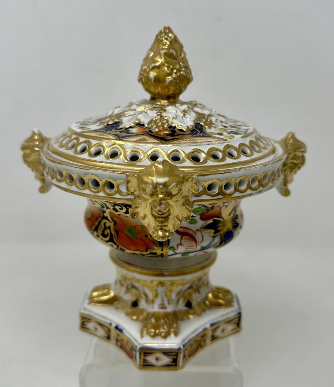 Ceramic Antique Regency English Crown Derby Pair Urns Vases Pot Pourri Centerpieces 1815 For Sale