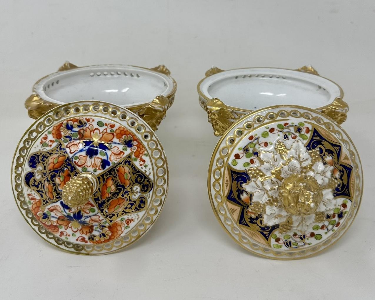Antike Regency English Crown Derby Pair Urnen Vasen Pot Pourri Tafelaufsätze 1815 im Angebot 1