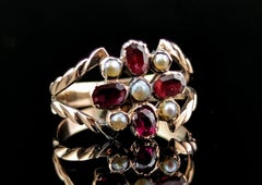 Bague florale ancienne de l'époque Régence, grenat, perle et rubis taille plate, or 9 carats