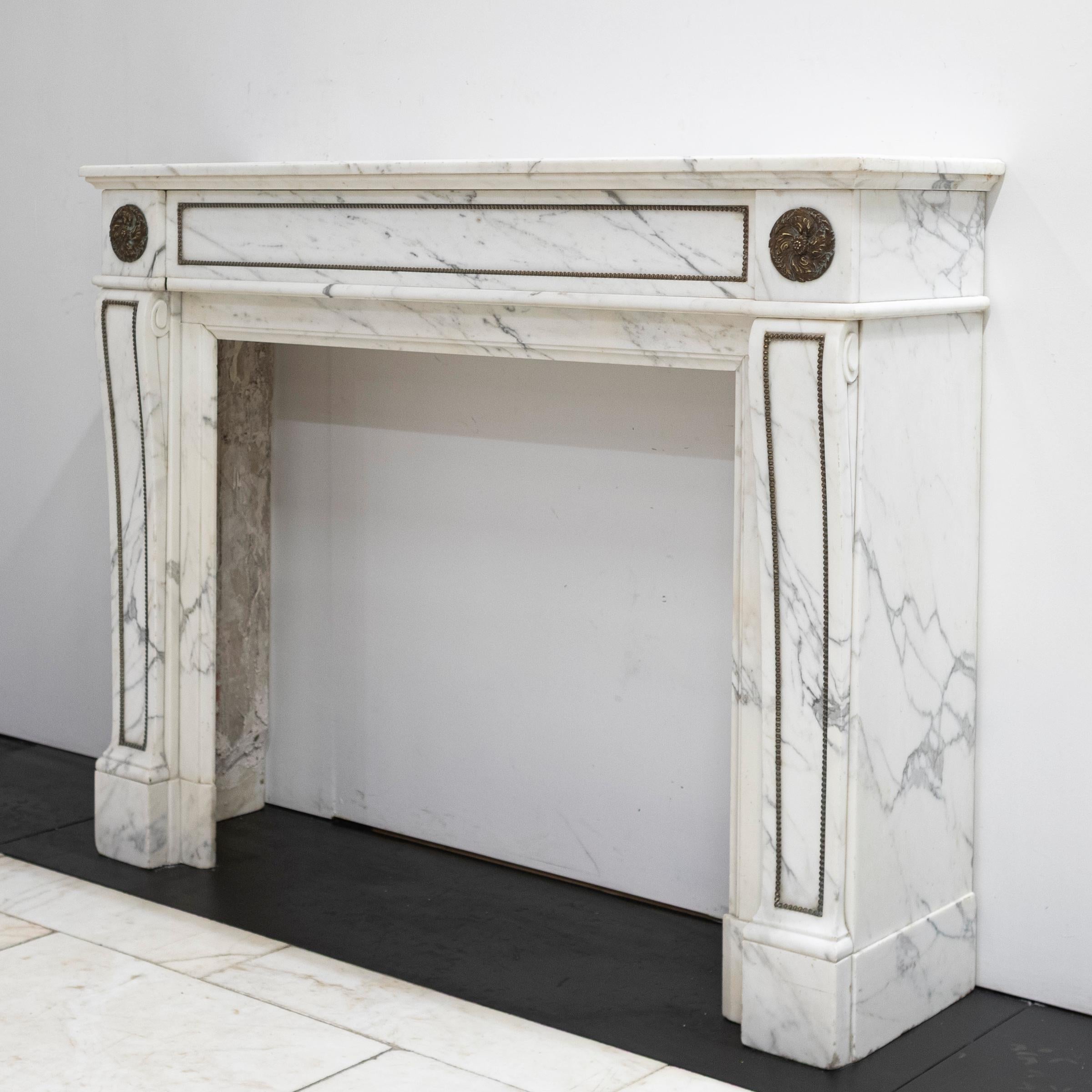 Antique Regency Fireplace Surround with Brass Details For Sale 3