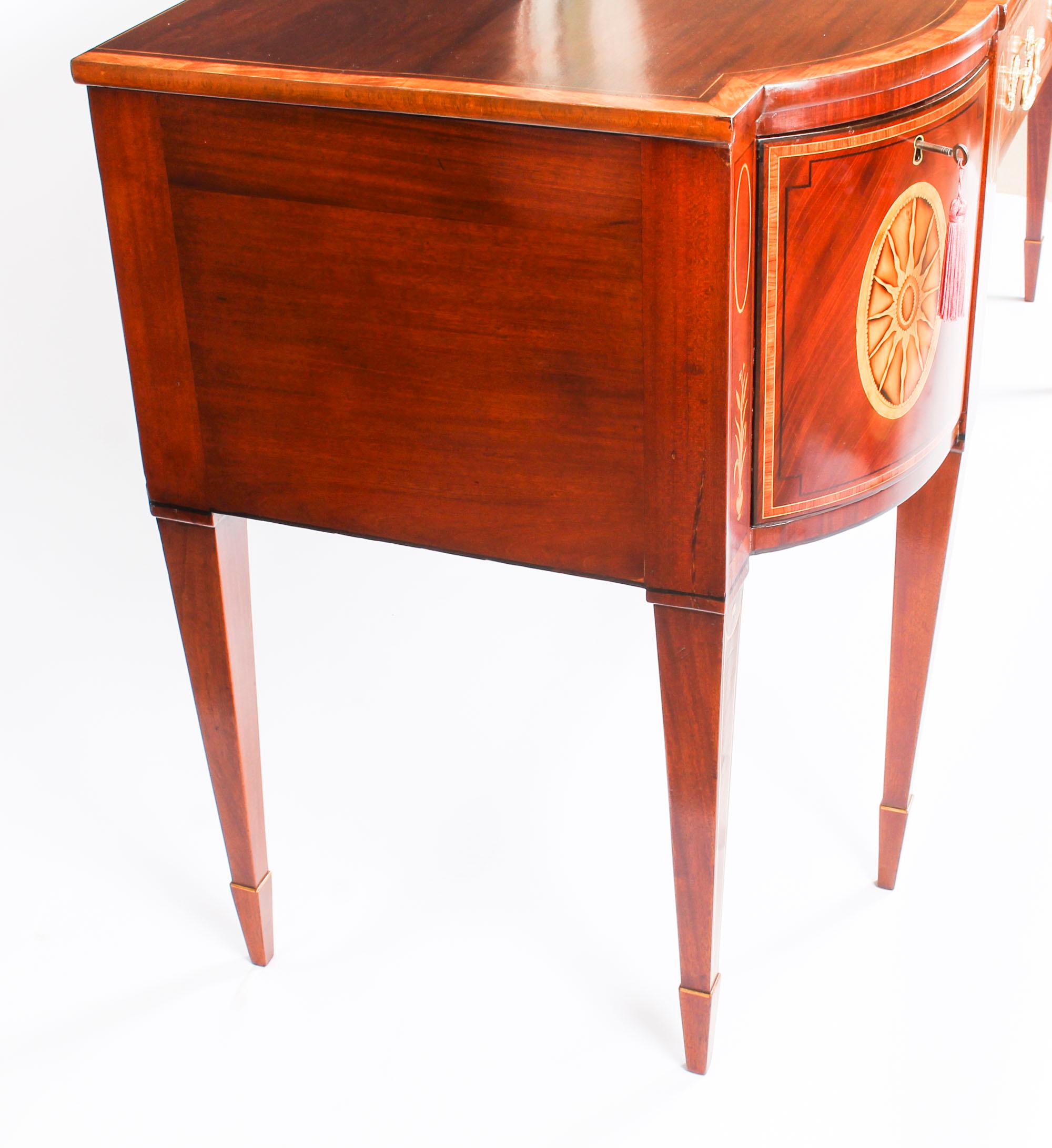 Antique Regency Flame Mahogany and Satinwood Inlaid Sideboard, 19th Century 7