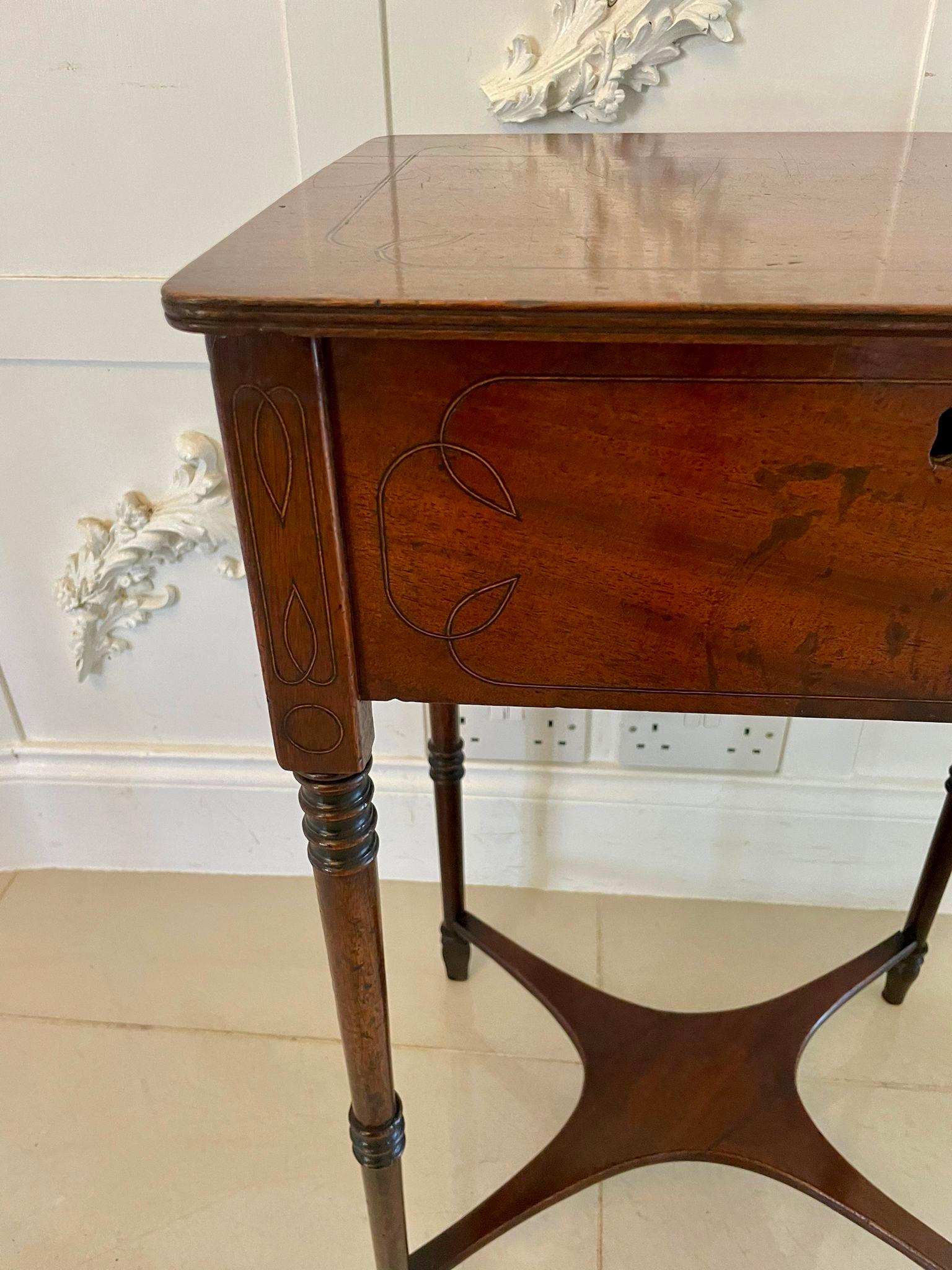 Antique Regency Freestanding Quality Mahogany Inlaid Lamp Table  For Sale 4
