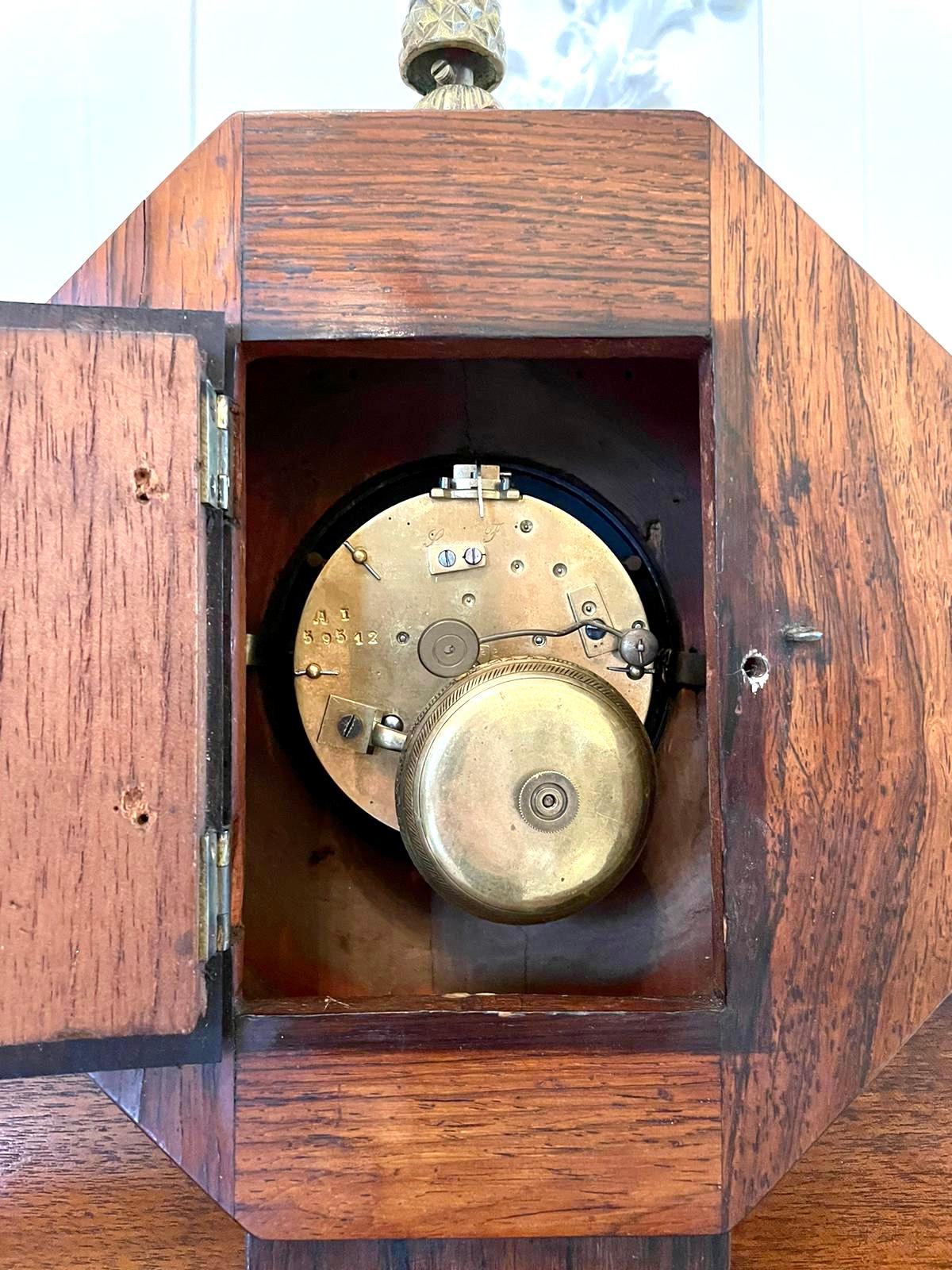 Inizio XIX secolo Antico orologio da camino Regency a intarsio in vendita