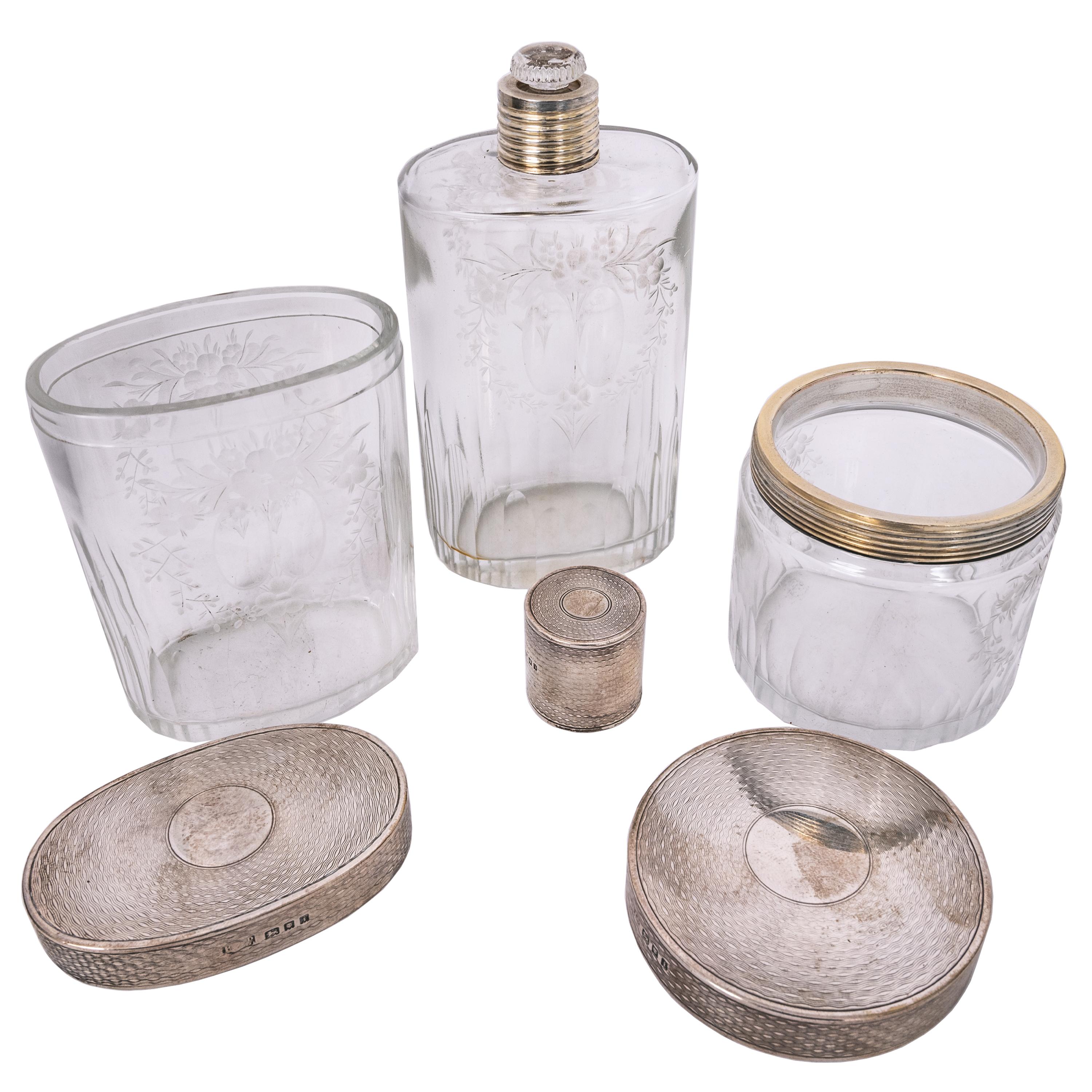 Antikes Regency-Parfümflaschen-Set mit Intarsien aus Palisanderholz und Silber 1824 im Angebot 9