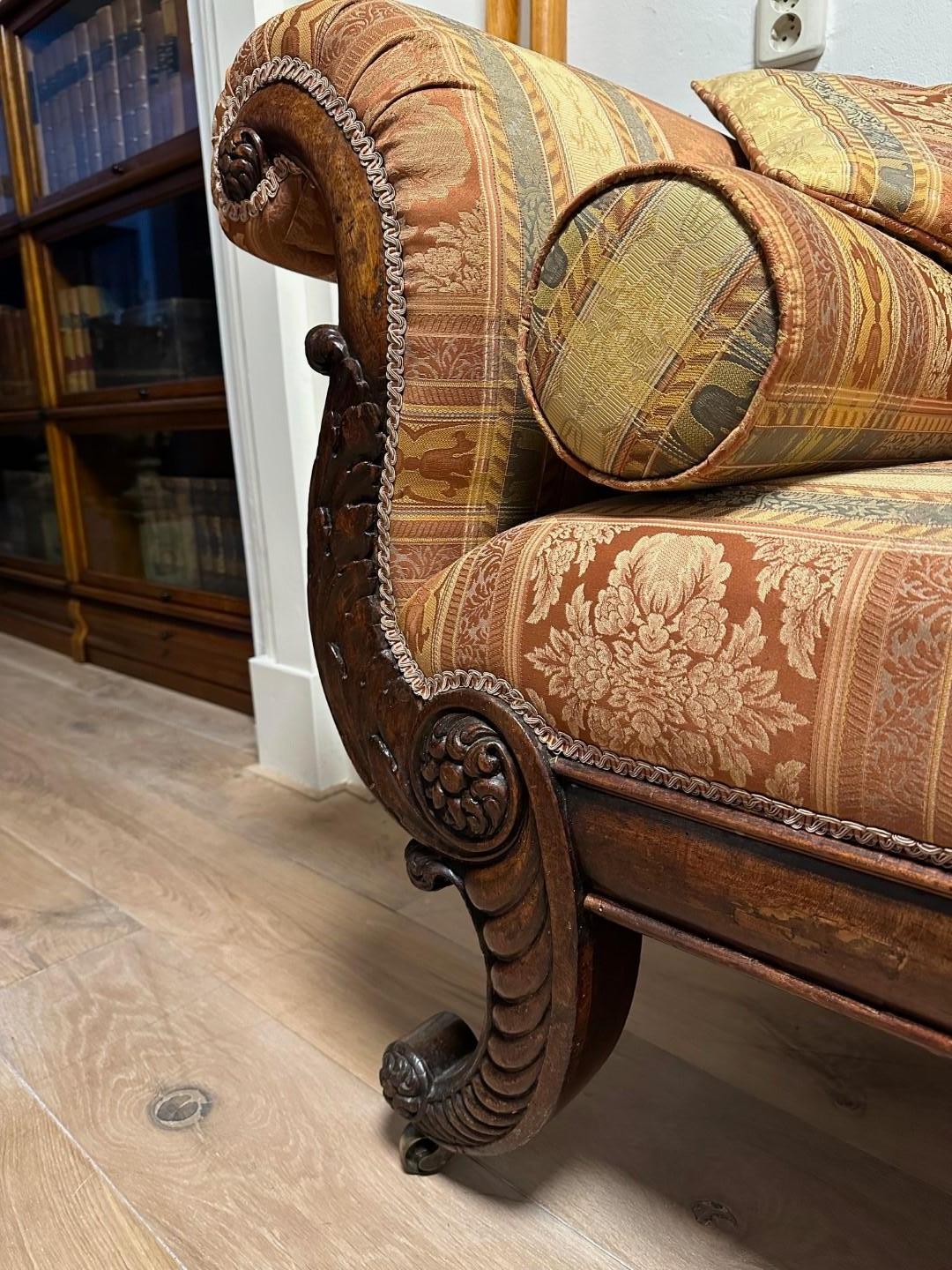 Acajou canapé 3 places antique en acajou de style régence. en vente