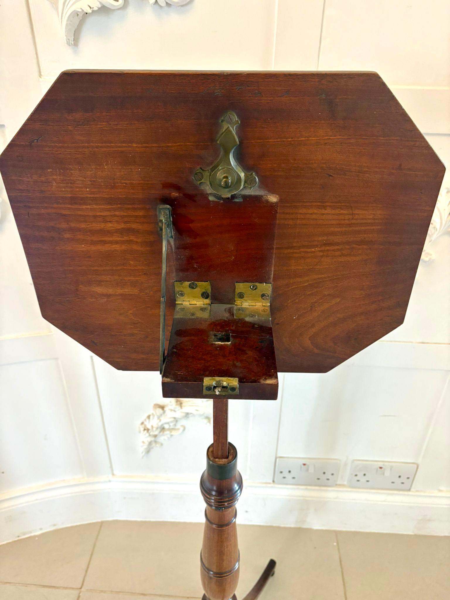 Antiker Regency-Mahagoni-Lesetisch oder Musiktisch, verstellbar im Angebot 9