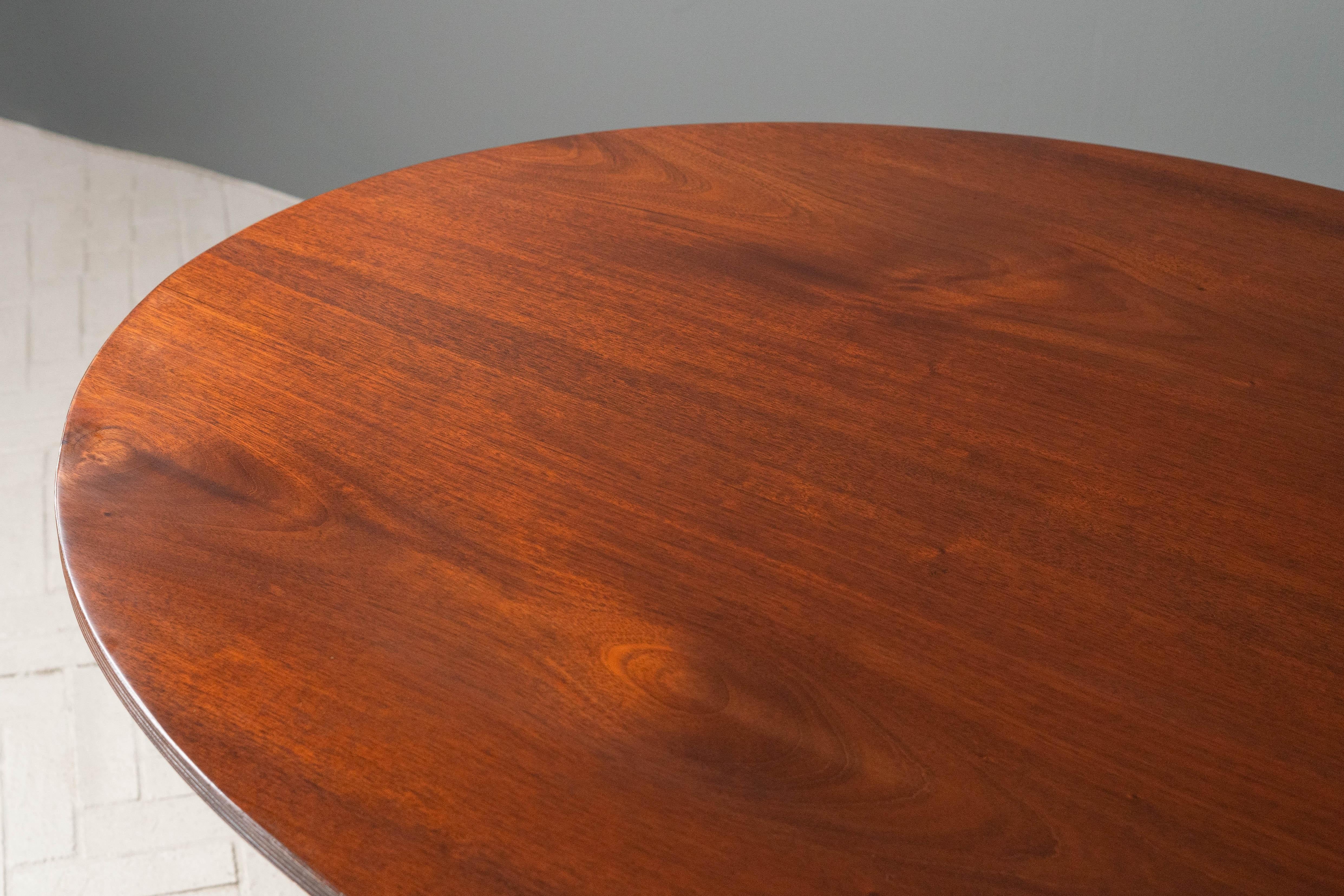 Antique Regency Mahogany Breakfast Table In Good Condition In Cambridge, US