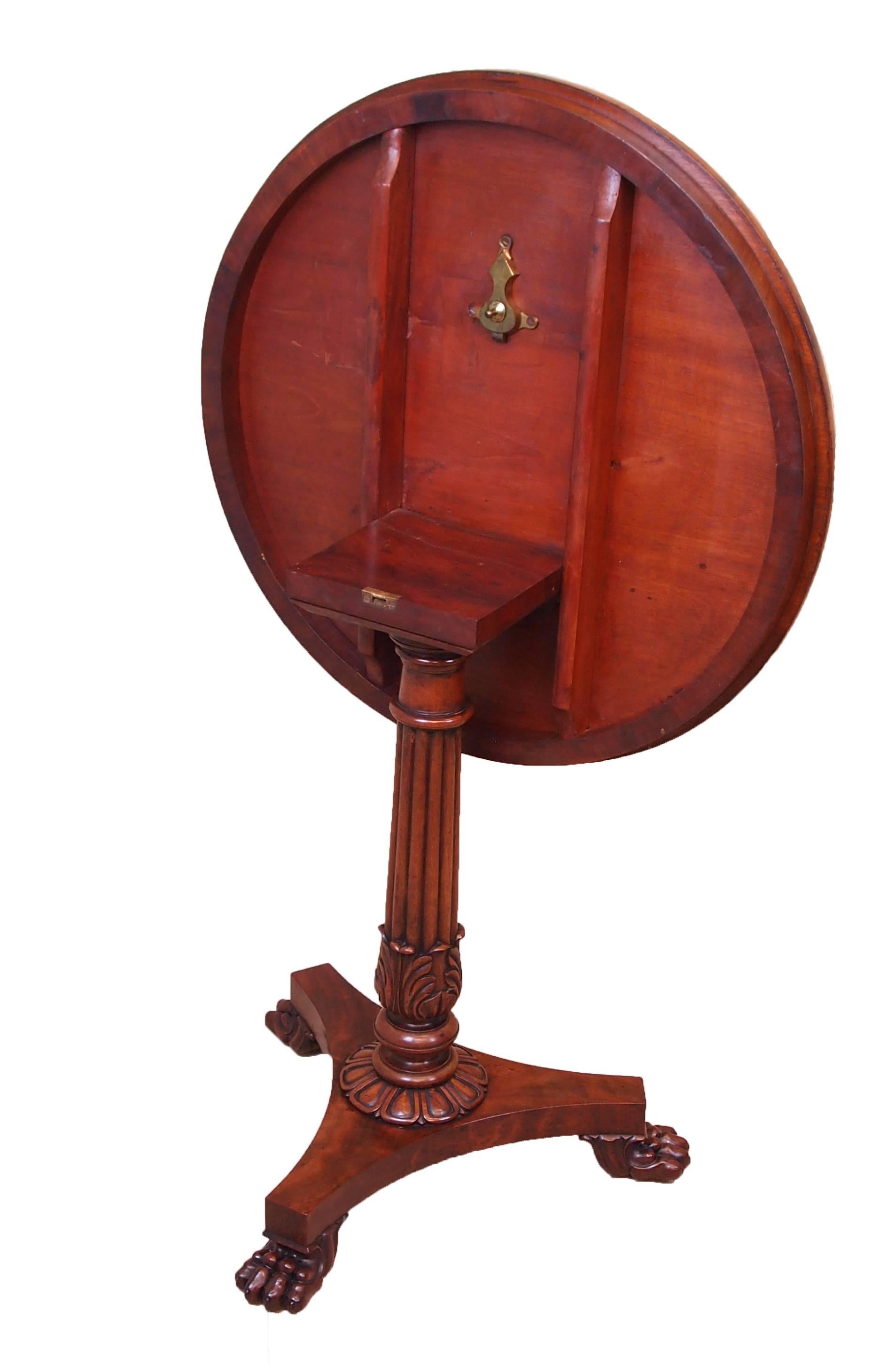 English Antique Regency Mahogany Circular Lamp Table