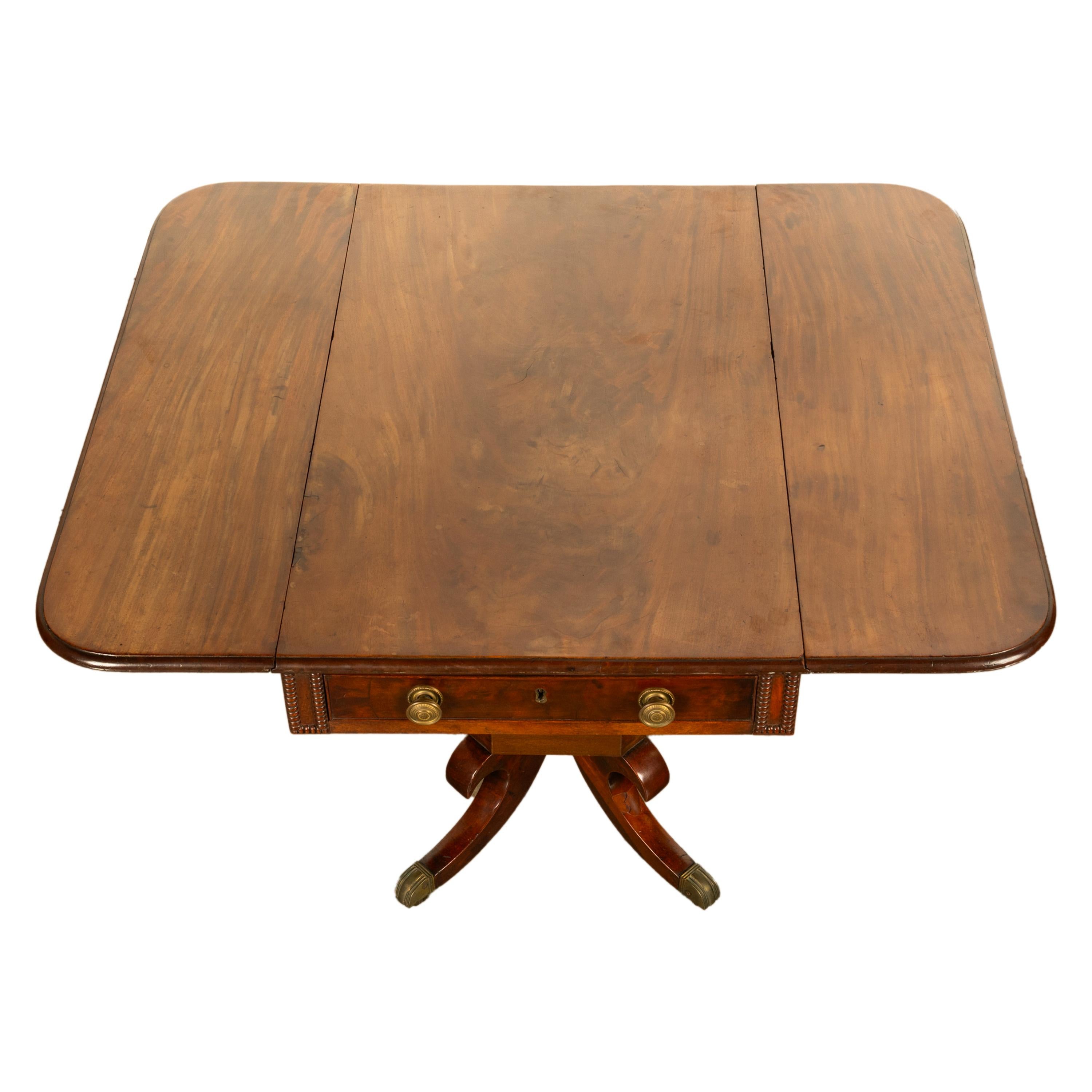 Antike Regency Mahagoni Drop Leaf Twin Schublade Pembroke oder Bibliothek Tabelle 1810 im Angebot 9