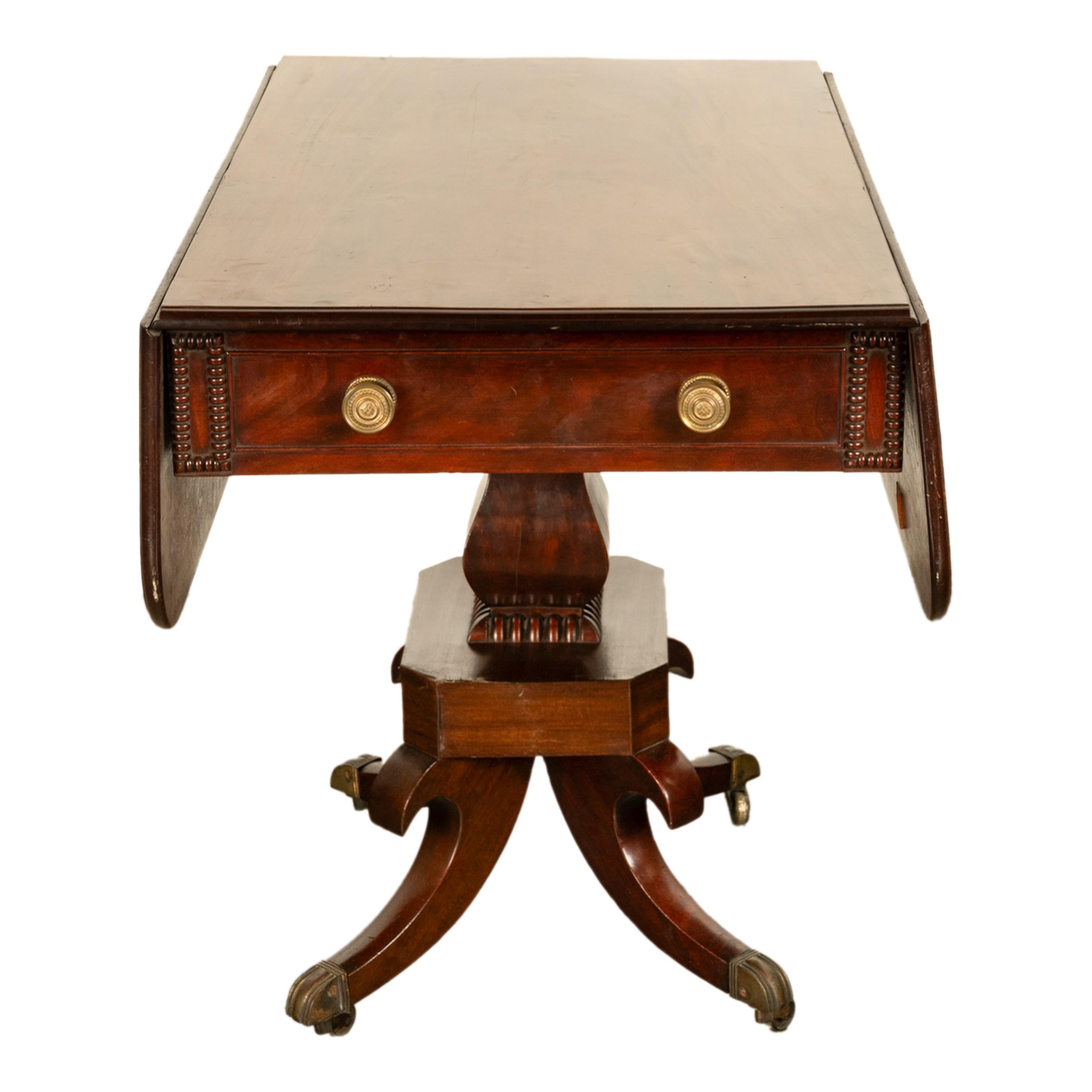 Antike Regency Mahagoni Drop Leaf Twin Schublade Pembroke oder Bibliothek Tabelle 1810 (Englisch) im Angebot
