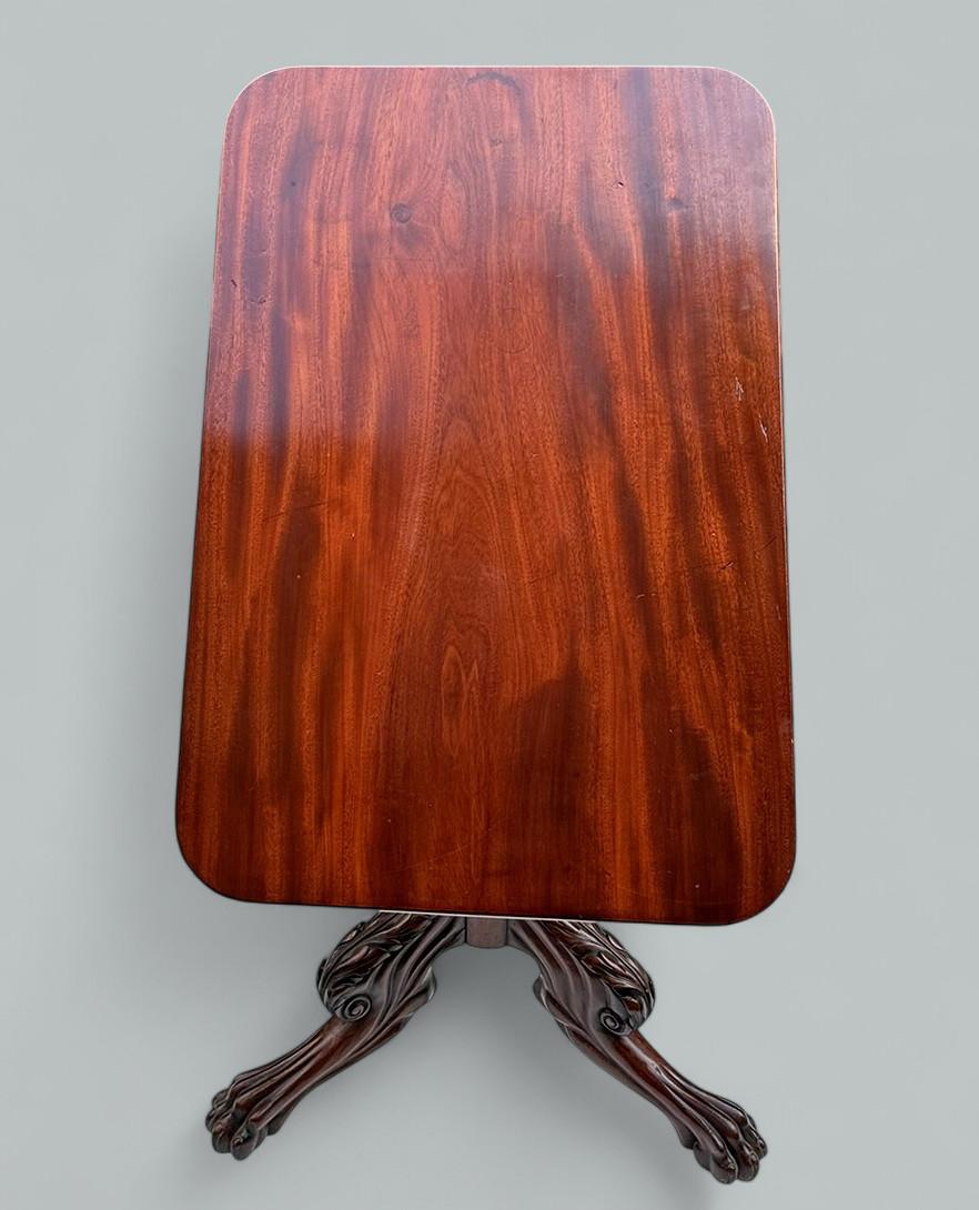 Irlandese Antique Regency Mahogany Occasional Snap Top Table possibly Irish 19th Century in vendita