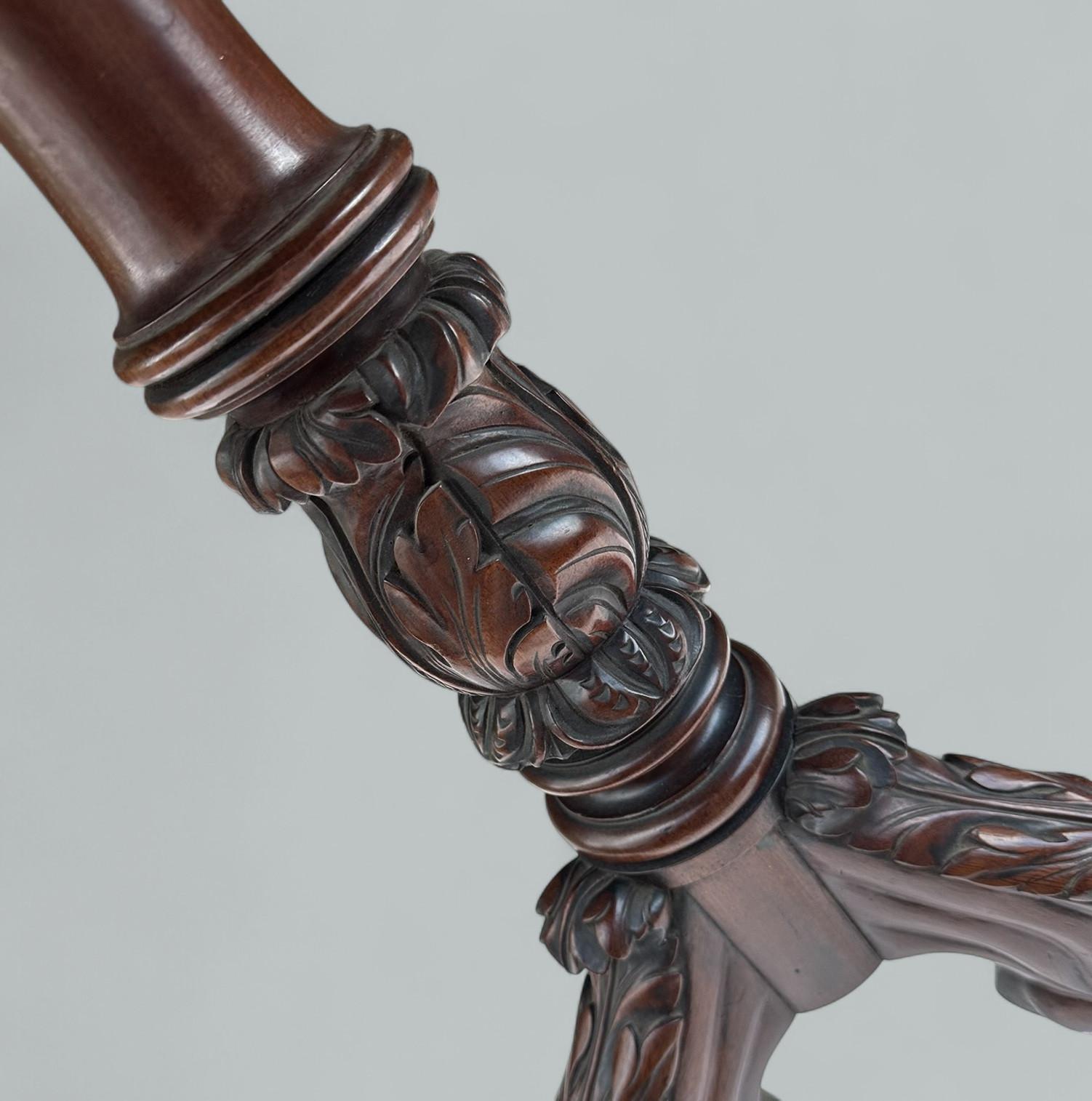 Antique Regency Mahogany Occasional Snap Top Table possibly Irish 19th Century In condizioni buone in vendita a Dublin, Ireland