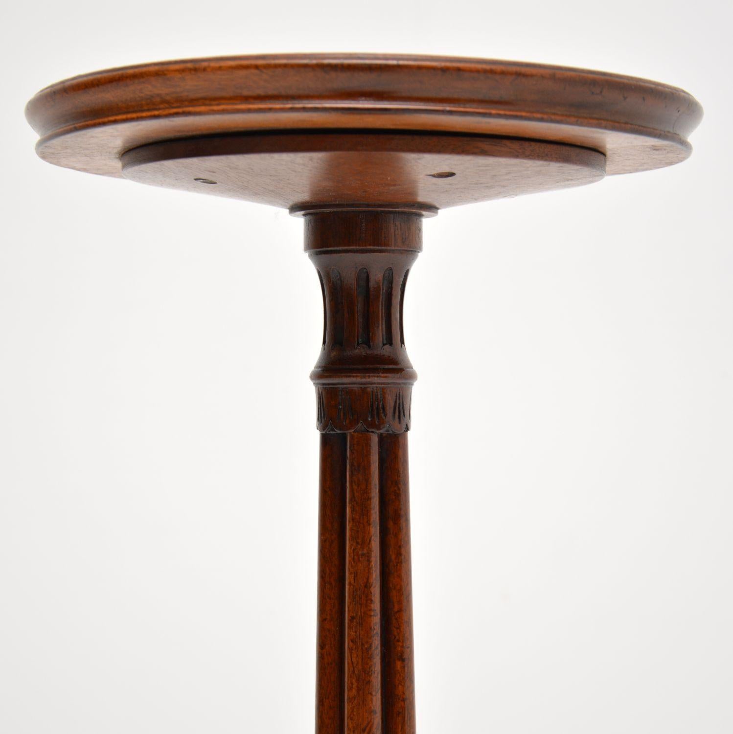 Wood Antique Regency Side / Torchere Table