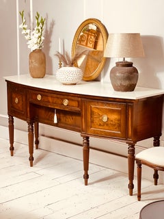 Antique buffet Regency en marbre