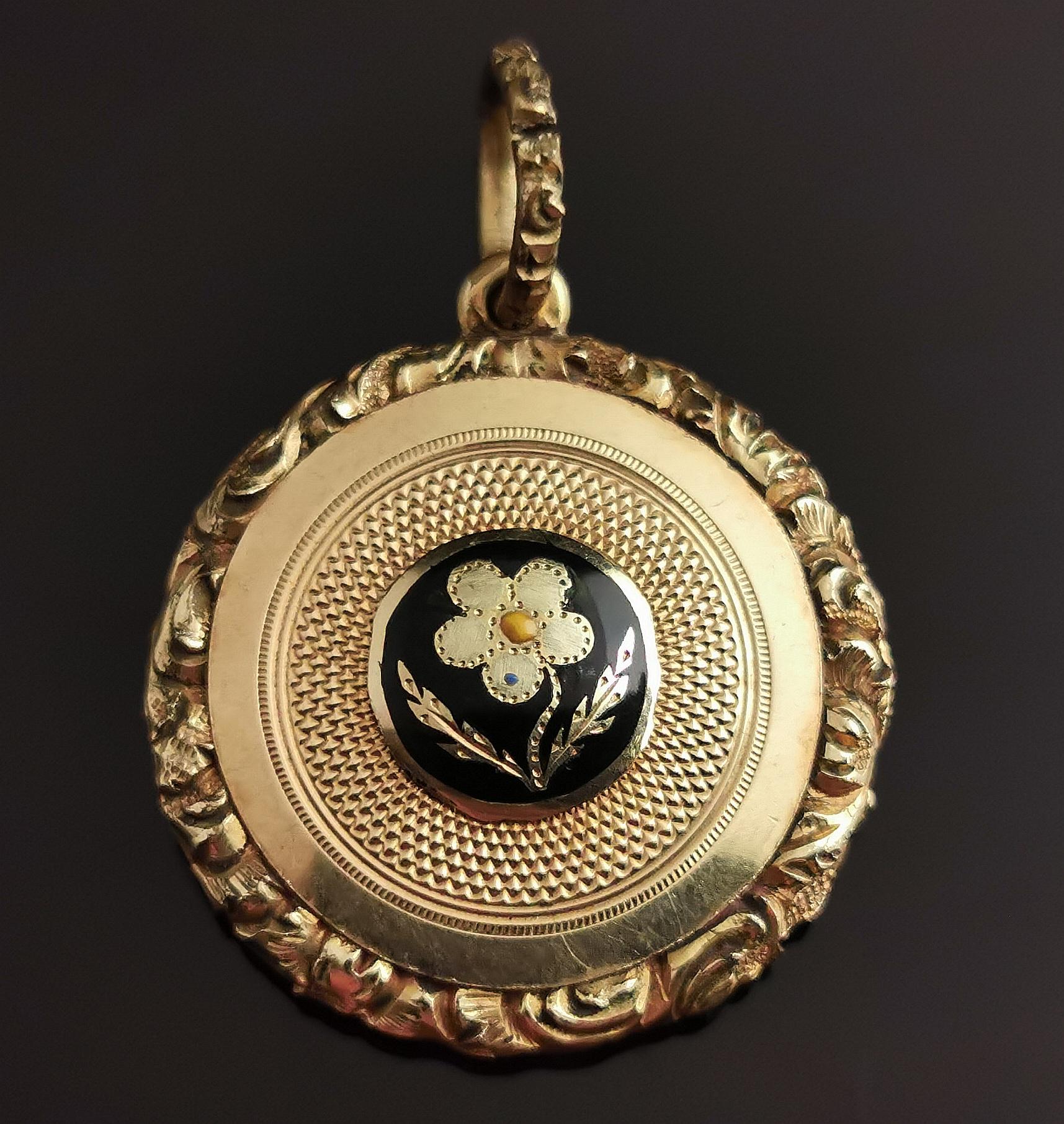 Antique Regency mourning locket, 9k gold front, Forget me not flower  6
