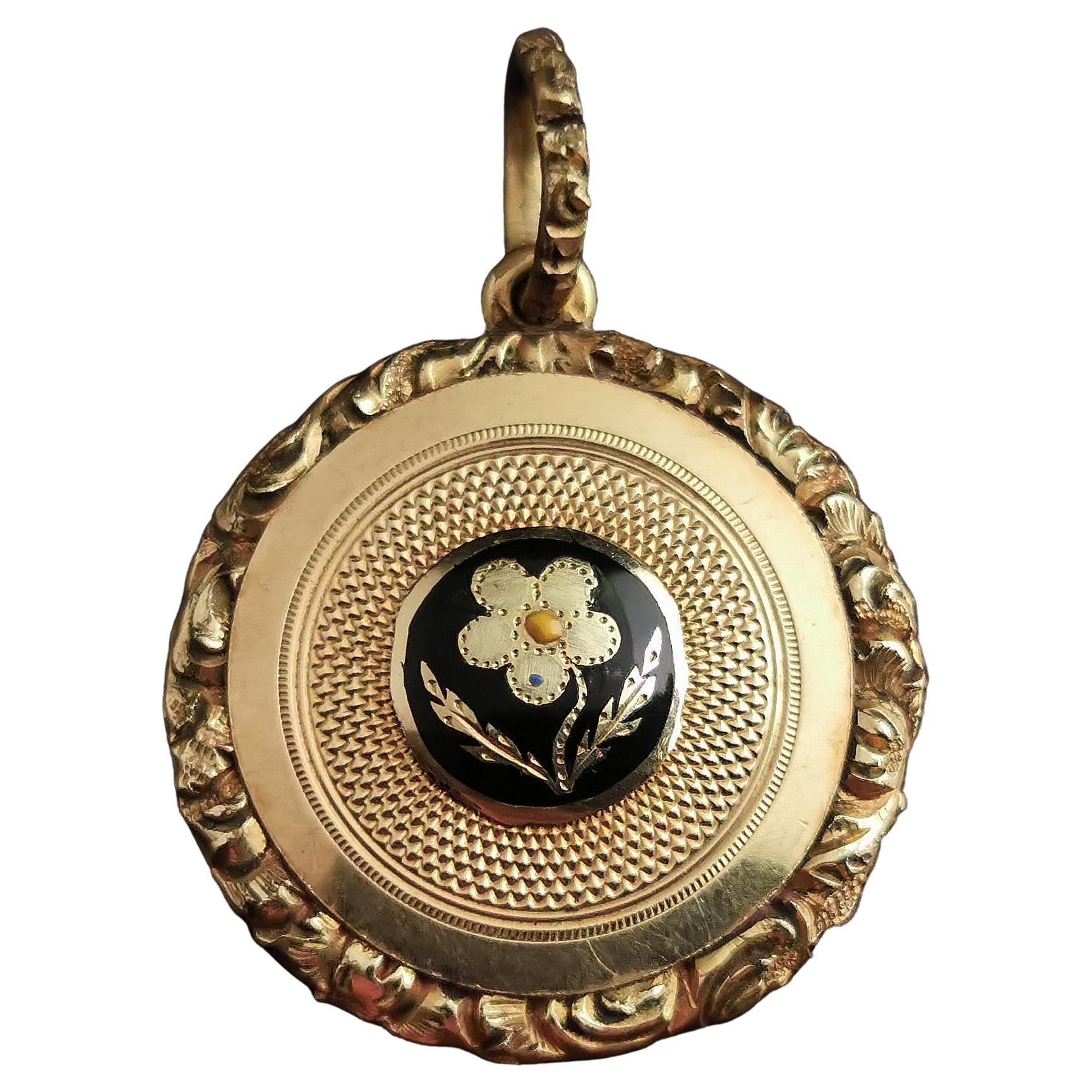 Antique Regency mourning locket, 9k gold front, Forget me not flower 