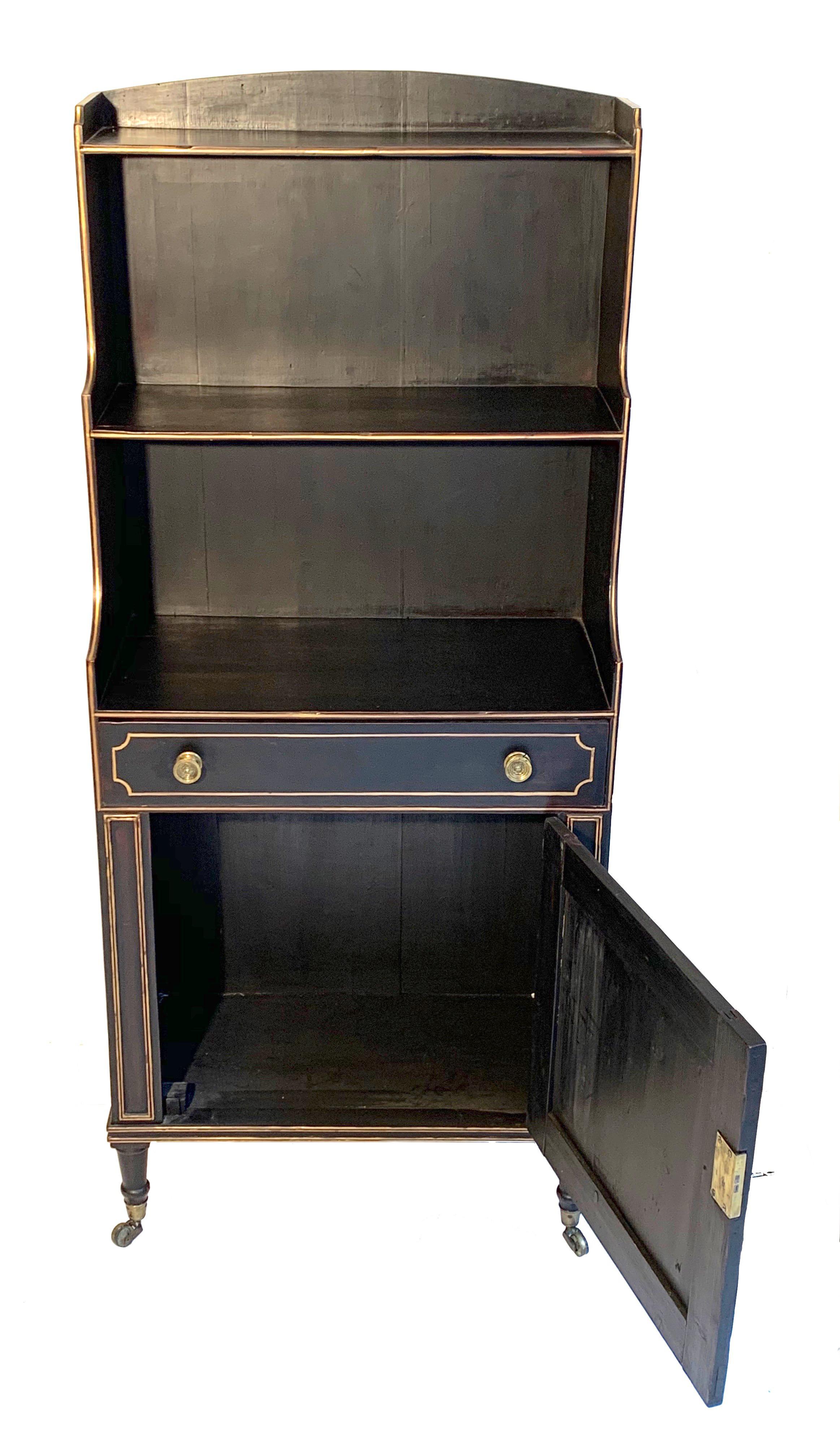 English Antique Regency Open Bookcase Cabinet Beechwood, England, 1815