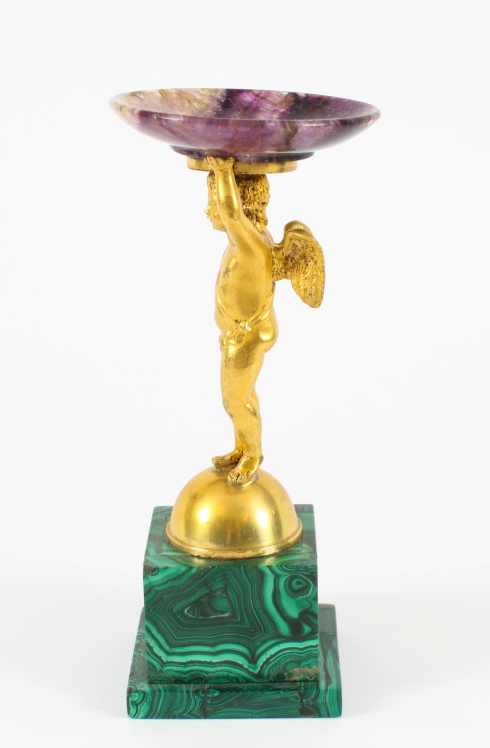 Antica Tazza Cherubino Regency in ormolu con malachite e blu I. Johns del XIX secolo in vendita 7