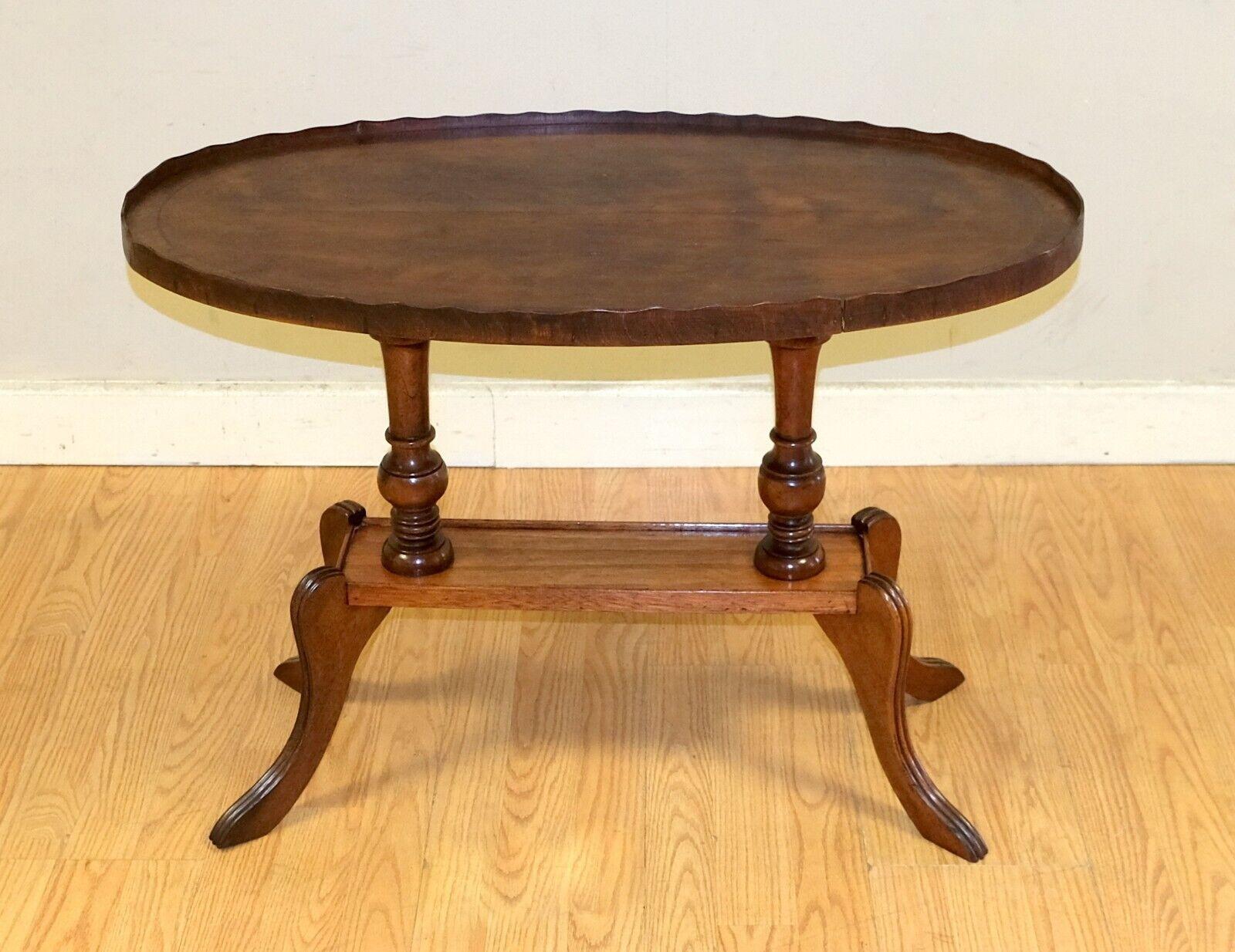 20th Century ANTIQUE REGENCY OVAL YEW WOOD PiE CRUST EDGE COFFEE TABLE ON SABER FEET For Sale
