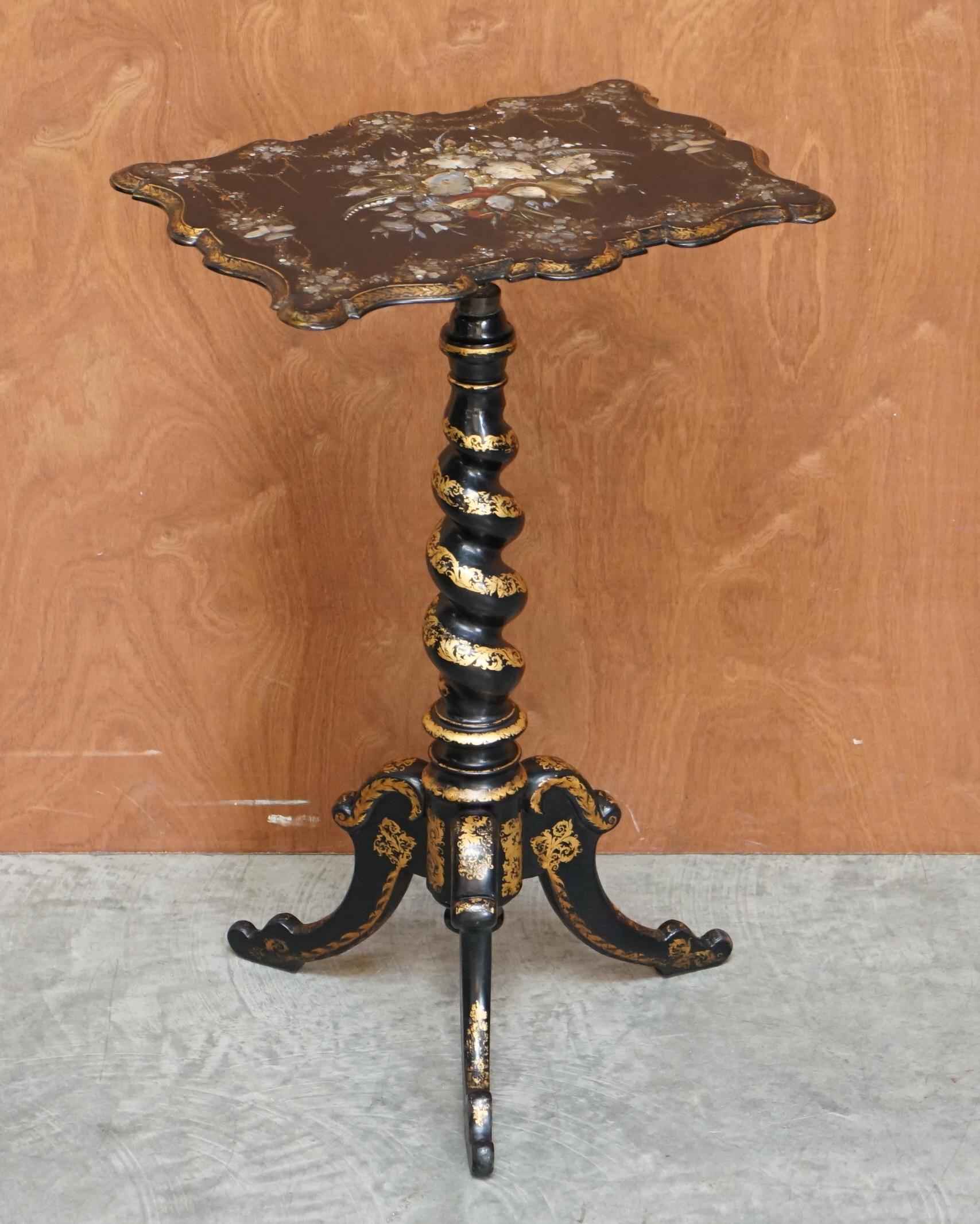 We are delighted to offer for sale this lovely Regency Mother of Pearl tilt top side table

A very collectable and well made piece, these were super popular in the Regency era.

The top is inlaid with mother of pearl in the form of flowers,