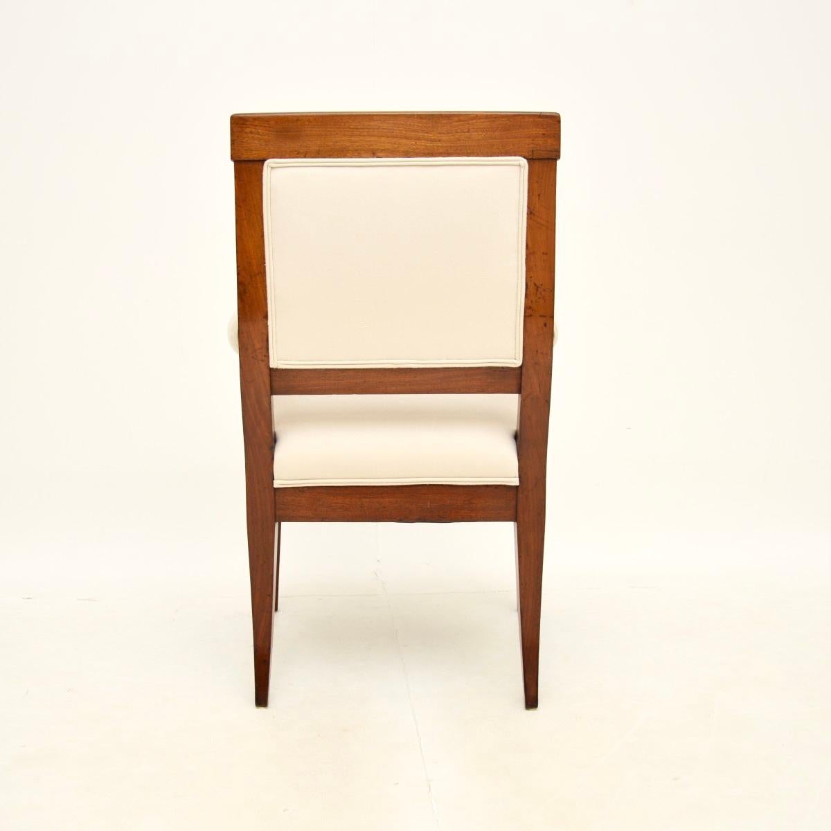 Fauteuil ancien d'époque Régence Bon état - En vente à London, GB