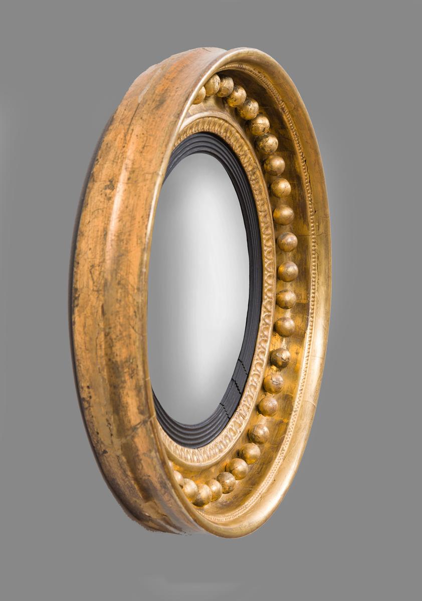 Antique Regency Period Giltwood Convex Mirror In Good Condition For Sale In Sheffield, MA