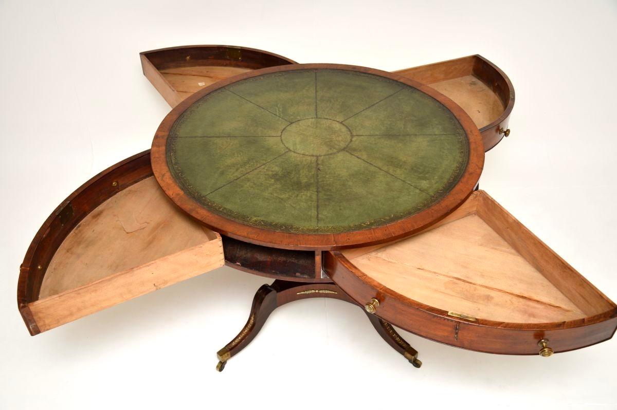 Antique Regency Period Leather Top Drum Table In Good Condition For Sale In London, GB