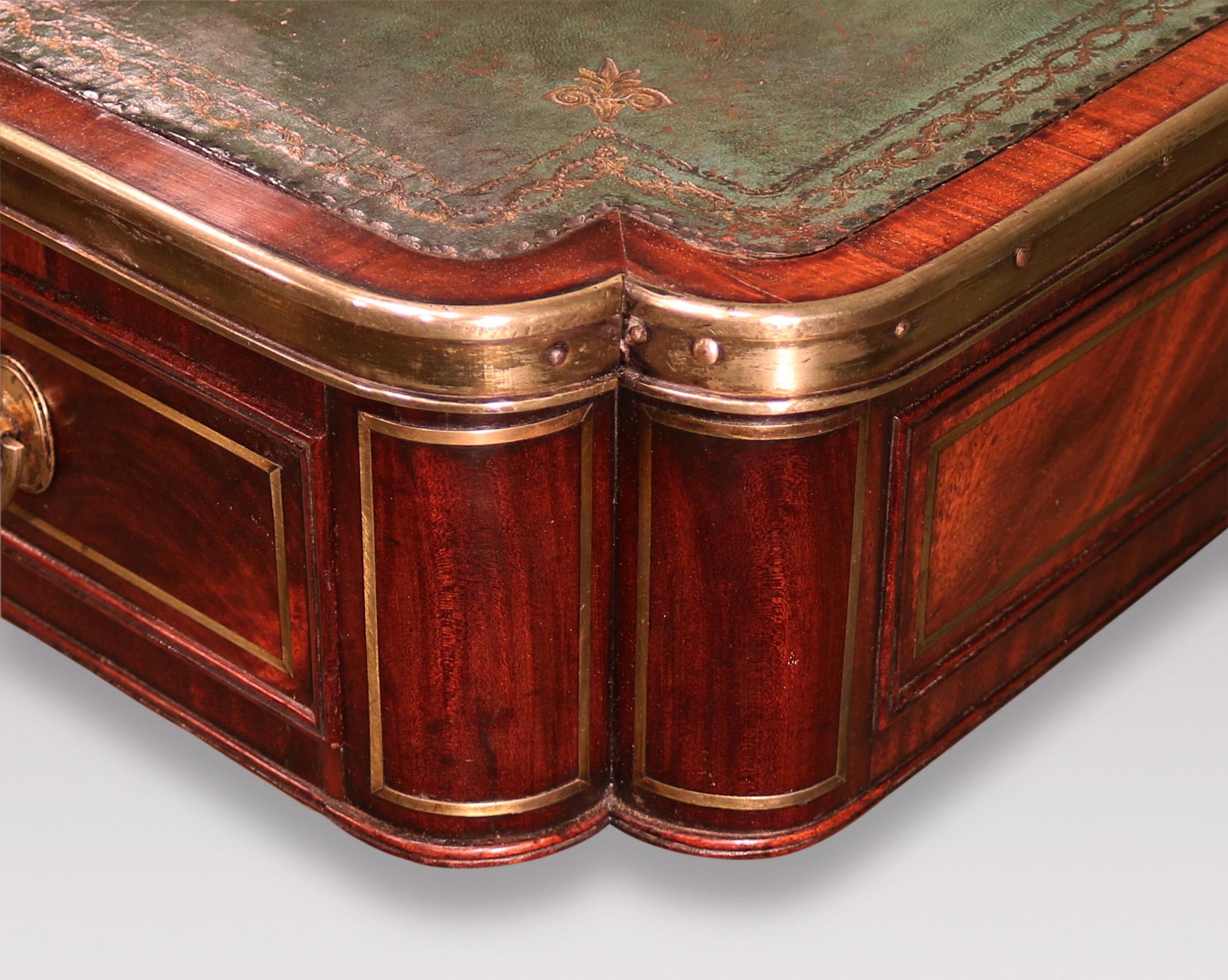 Antique Regency period mahogany end support writing table In Good Condition In London, GB