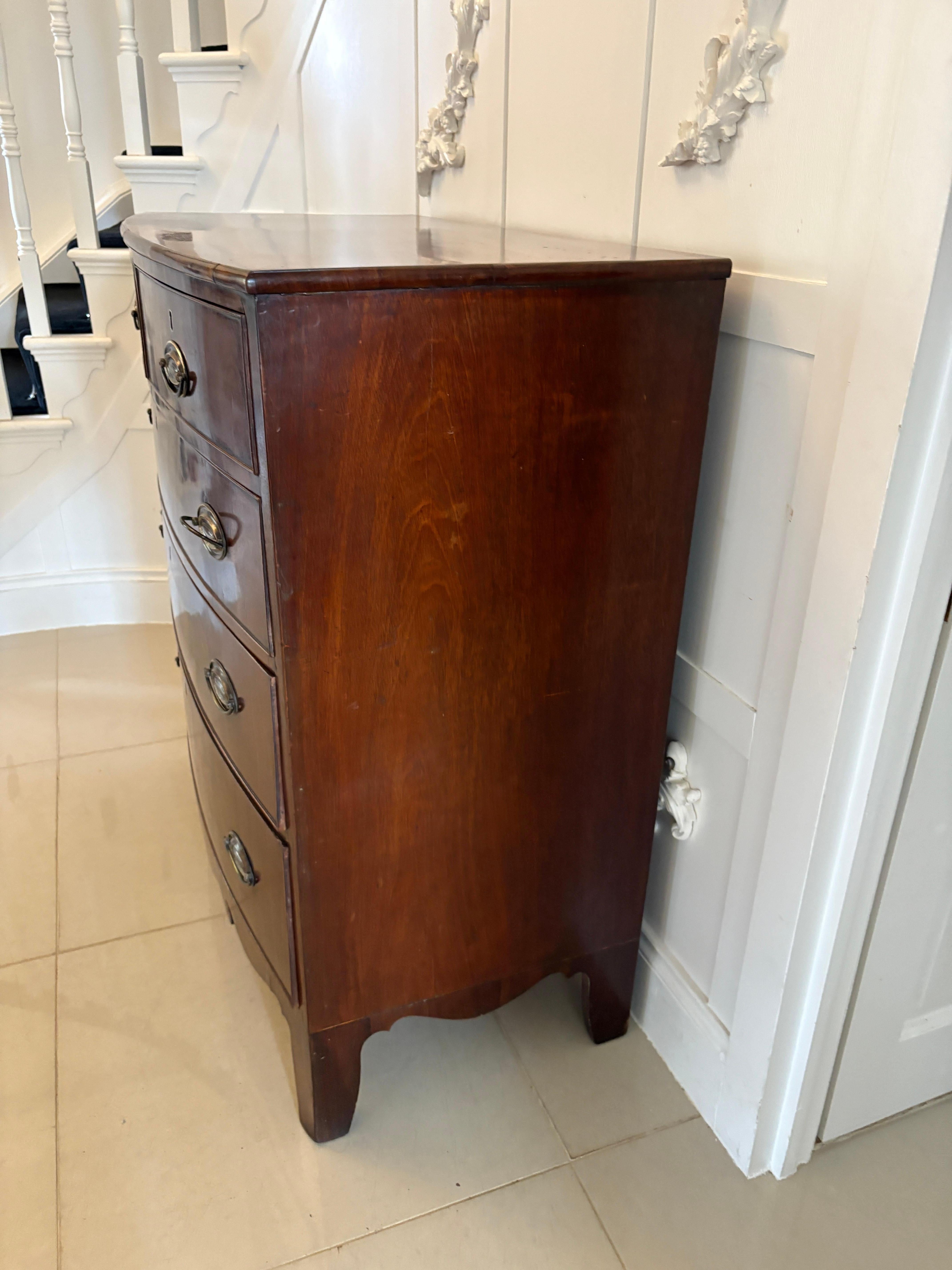 Antique Regency Quality Figured Mahogany Bow Fronted Chest of 5 Drawers For Sale 1